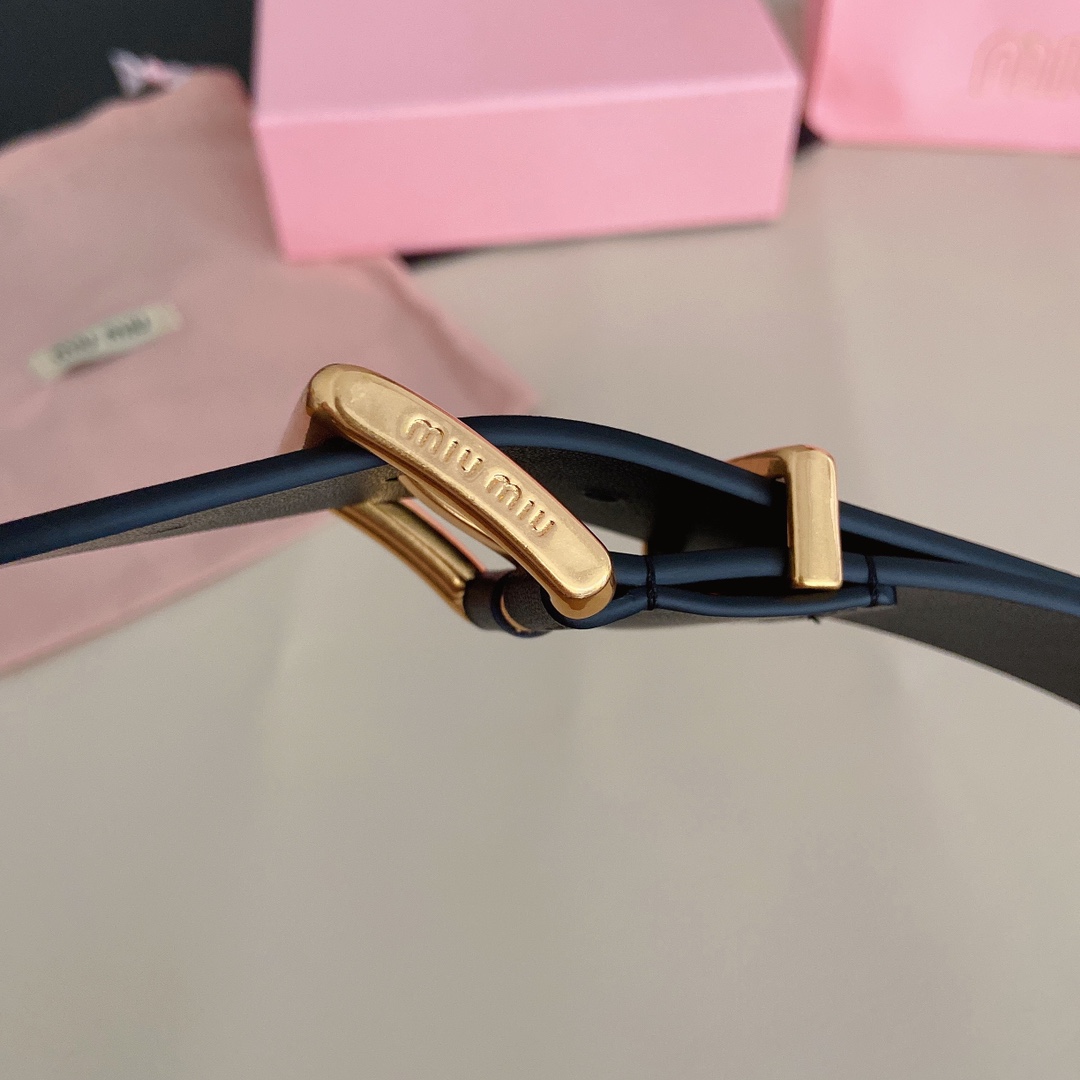 miumiu新款同步3.5cm宽度双