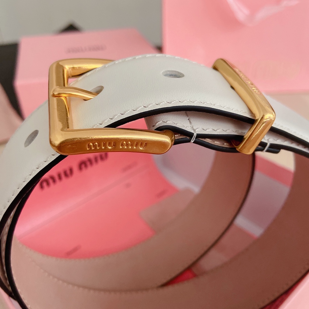 miumiu新款同步3.5cm宽度双