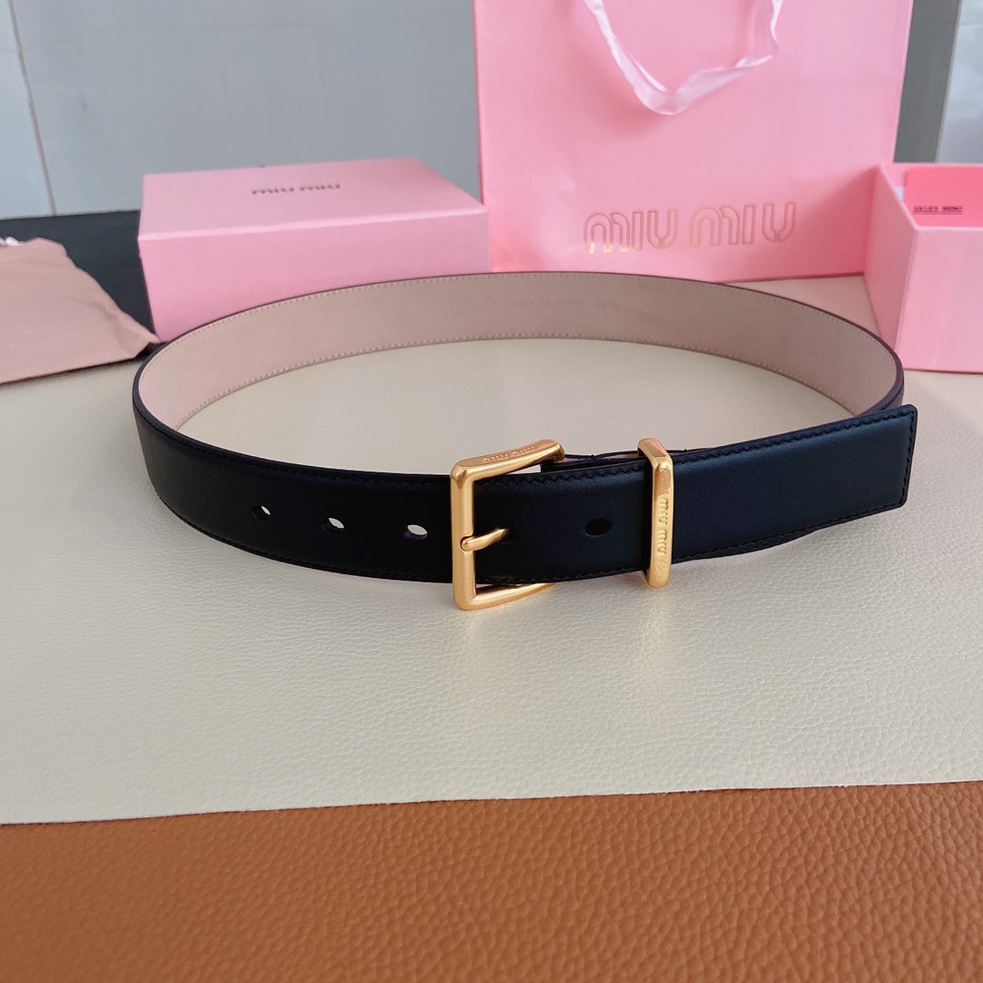 miumiu新款同步3.5cm宽度双