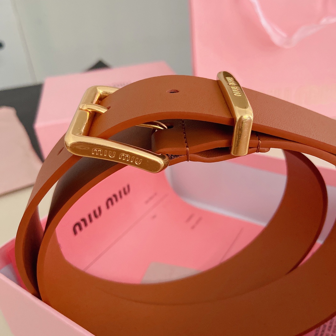 miumiu新款同步3.5cm宽度双
