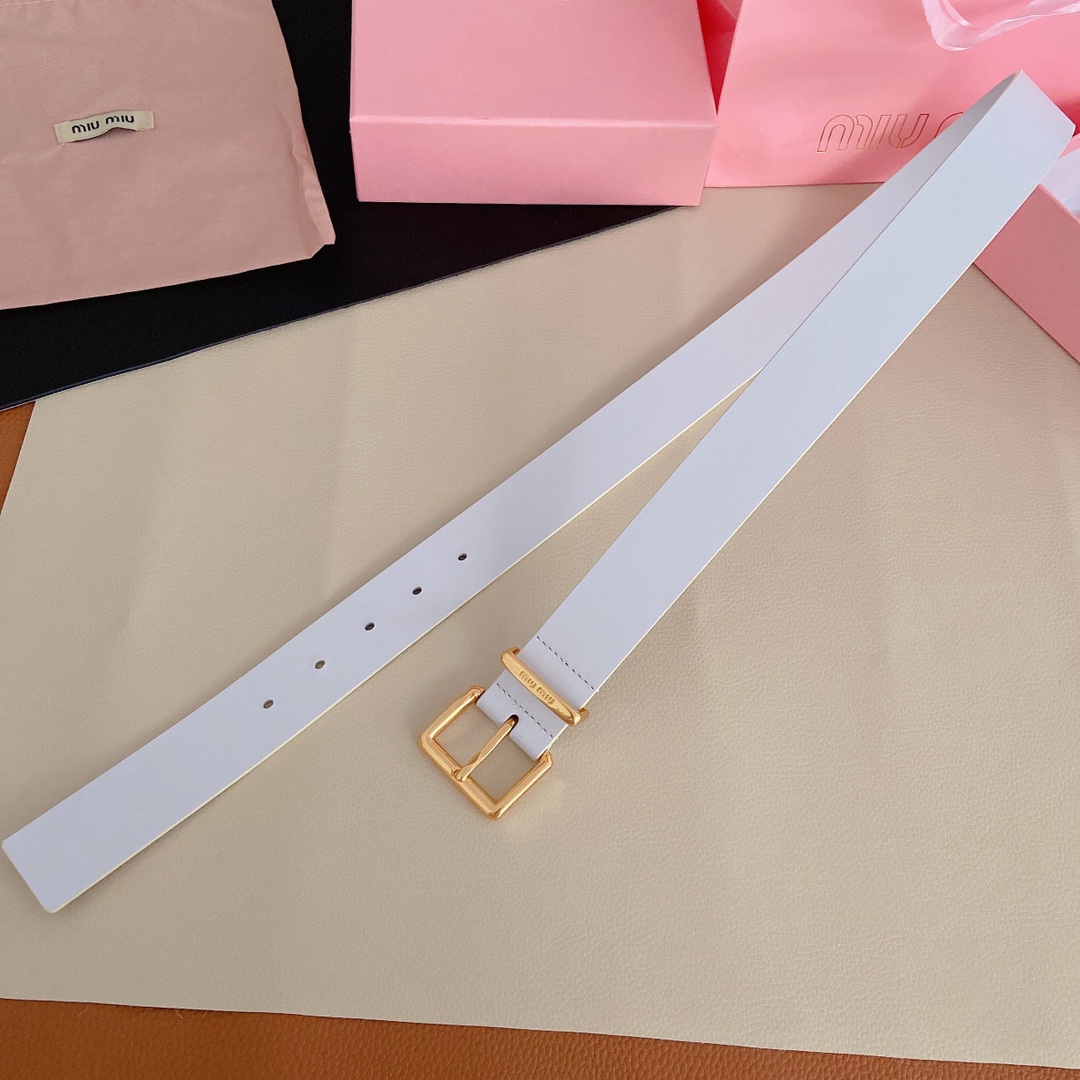 miumiu新款同步3.5cm宽度双