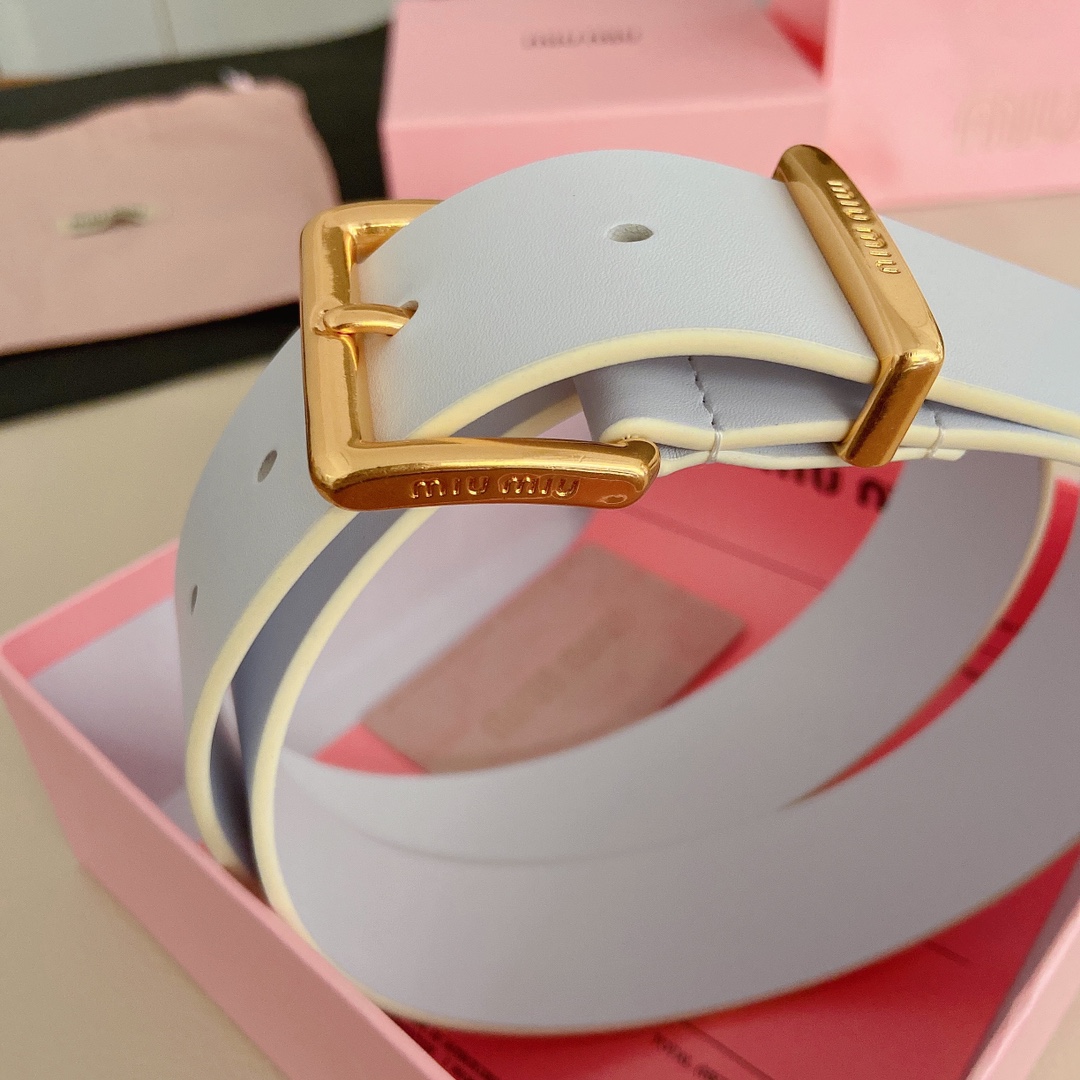 miumiu新款同步3.5cm宽度双
