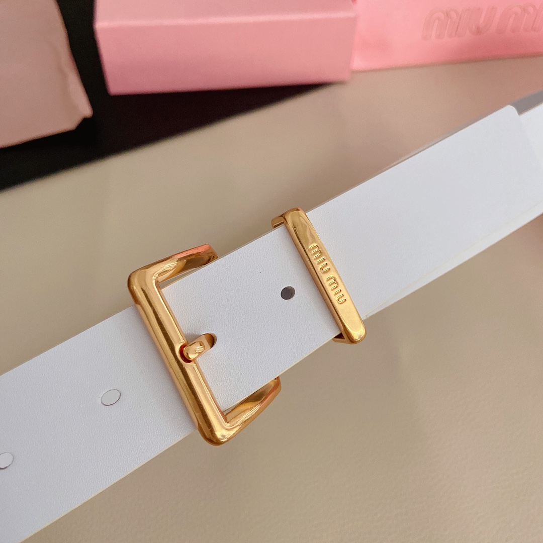 miumiu新款同步3.5cm宽度双
