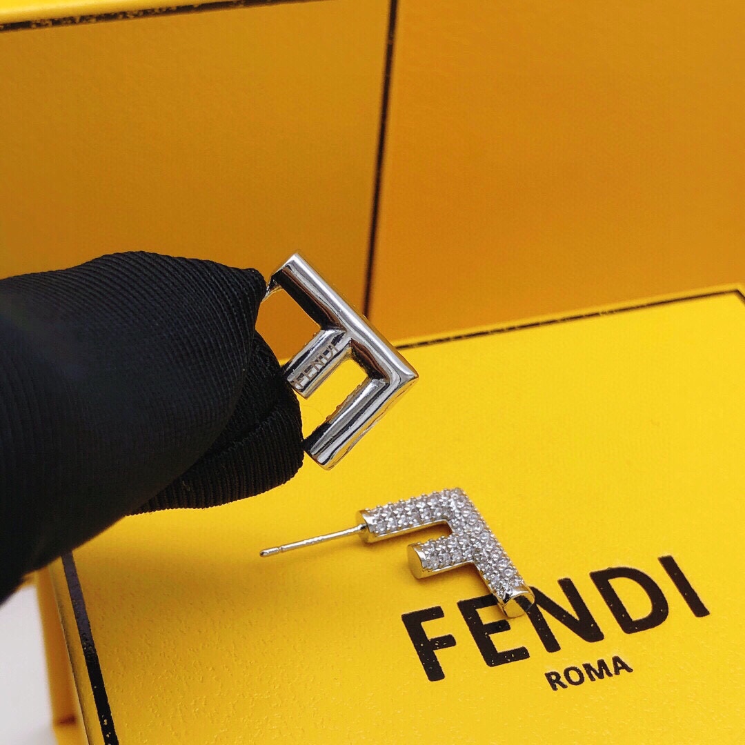 p225-FDD0001 Freddy F’s ear nailed to silver - 图片 7