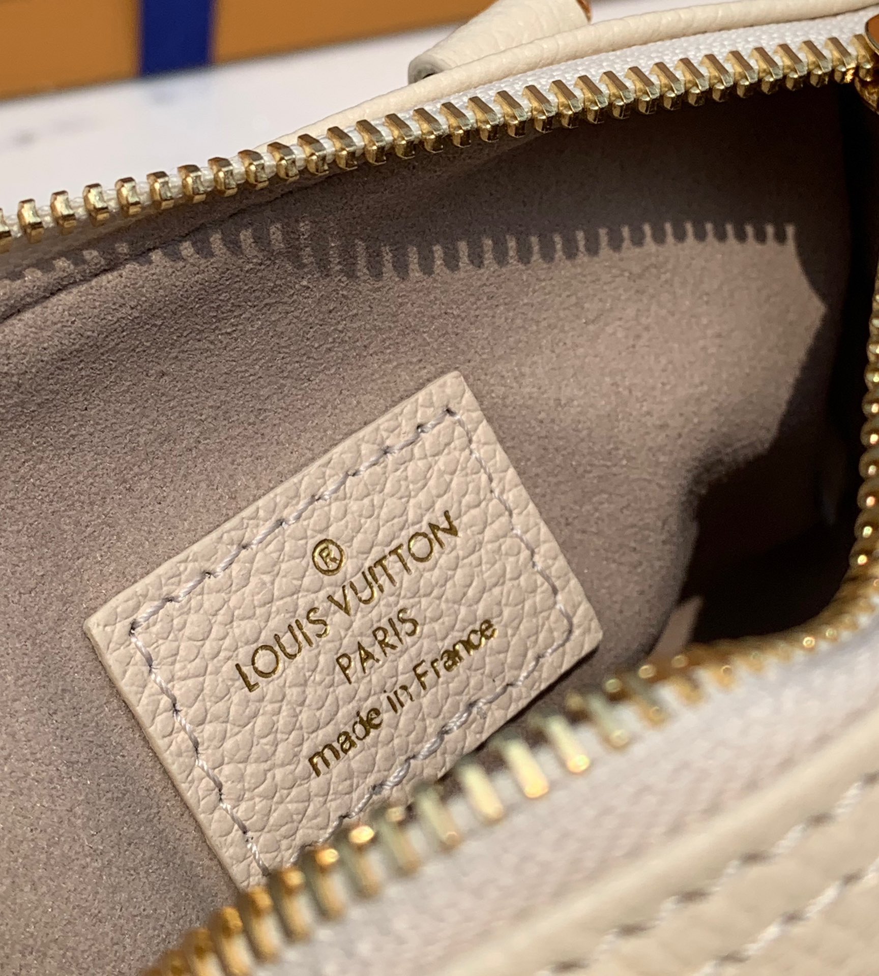 🌼 m81913尺寸16×11×9cmLv nano s🌼Peedy 2023早春新款来了，炒鸡火爆🔥柜