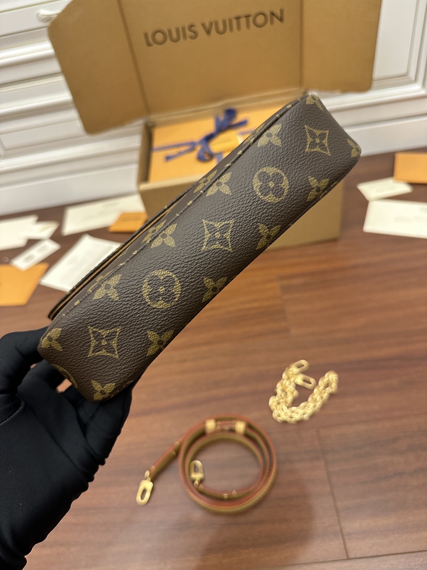 独家首发型号M81911特级加强版品质提升专柜同步电子芯片内码礼品袋保护纸铜版电子标签合格证皮料是正品代