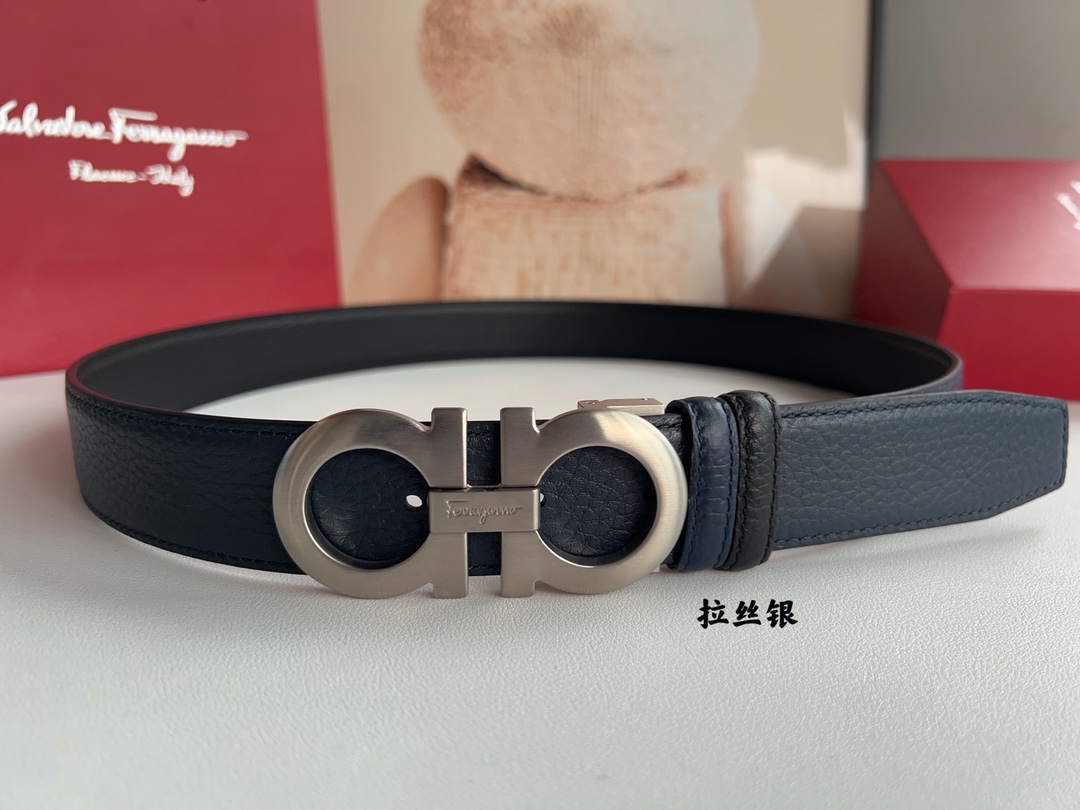 男士必入的质感腰带｜菲拉格慕
彰显气质的单品，对版8字金属夹扣，触觉上舒适细腻，再配上头层牛皮纹理皮质，足够简约足够精致。3.5cm   65247150