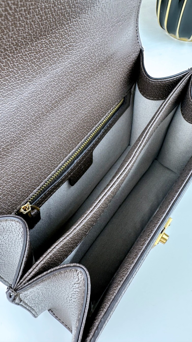 Gucci Ophidiaシリーズ 手提げバッグ Epilogue - レトロなデザインとダブルGモチーフ