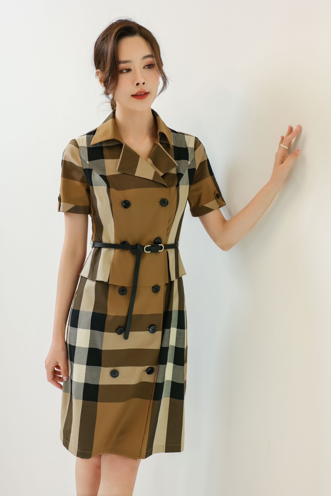 Elegant Plaid Dress with Belt - Timeless Style for Every Occasion 1 a1678945244138 2640