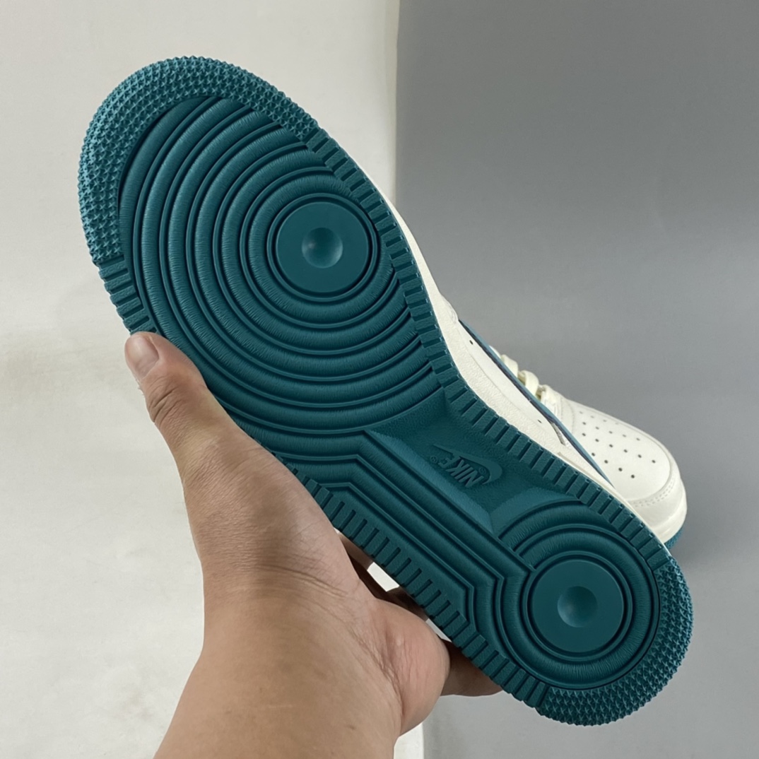 P220 Nike Air Force 1'07 Low 高达主题 米绿 空军一号板鞋 KK1256-659