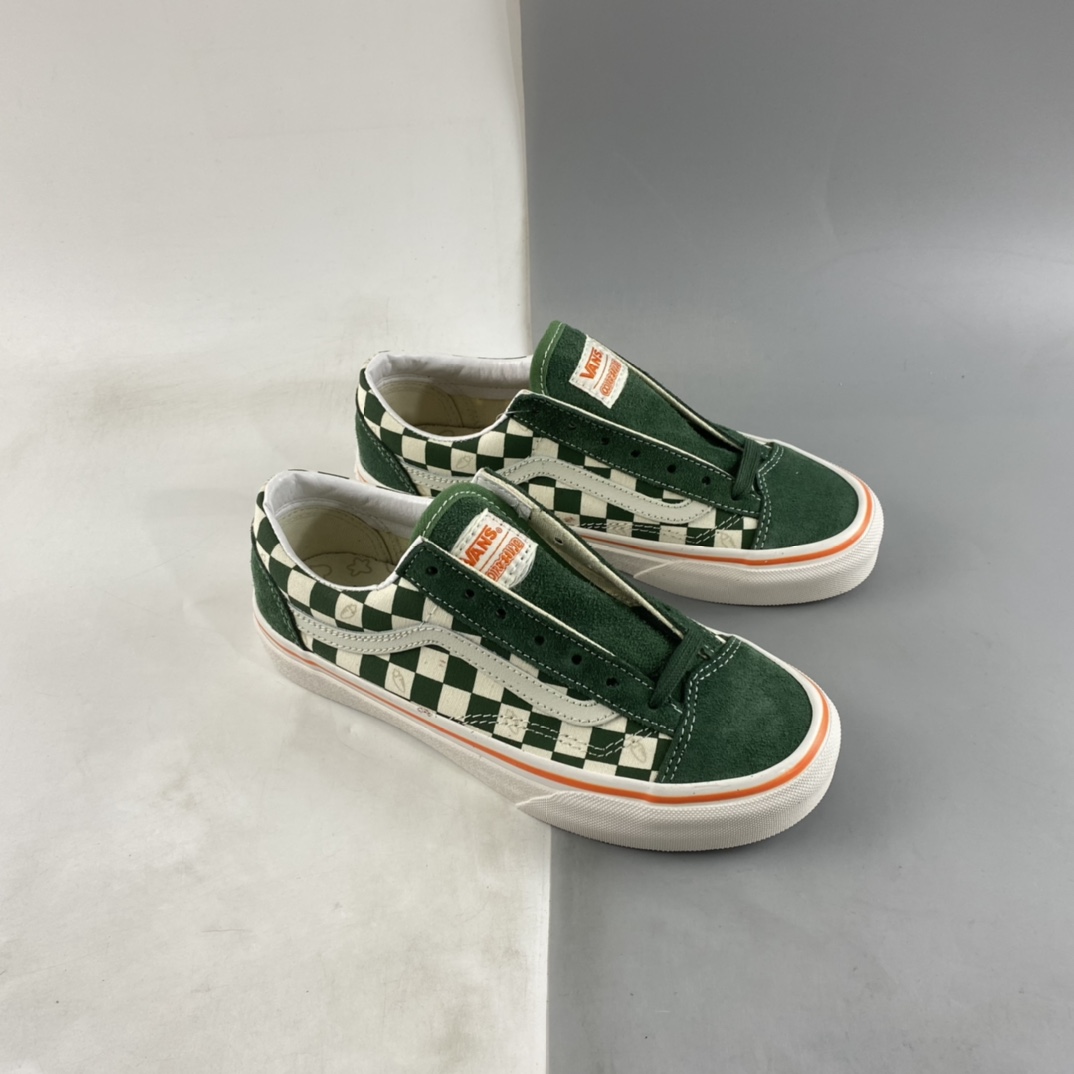 P160  Miro & Wujo x Vans Style 36兔年生肖限定VN000CDEVON