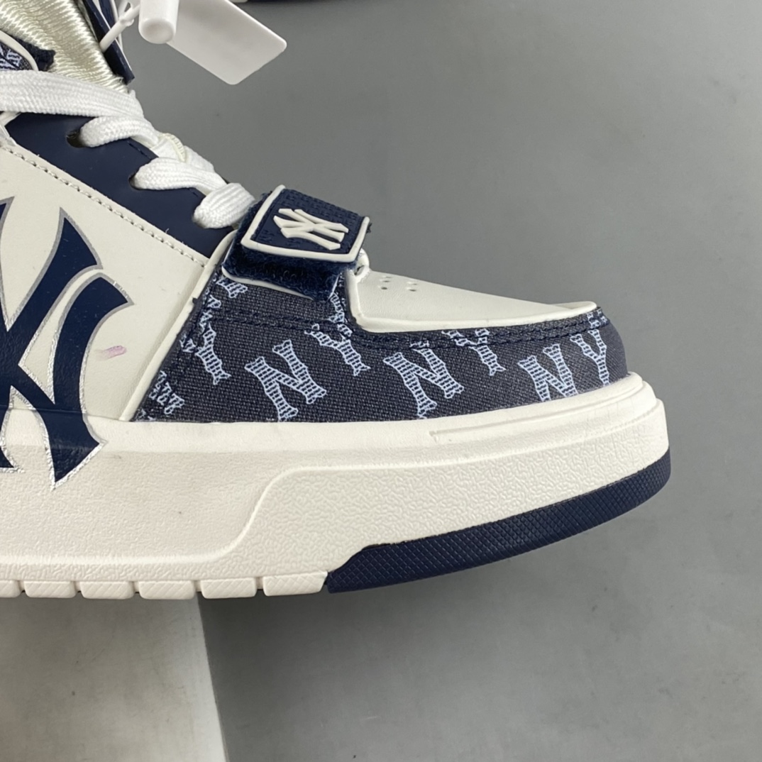 Korea Limited NY American Football Yankees x MLB Chukky Classic Classic Dad Jogging Shoes ”Print Velcro” 3ASXCDN3N (C0002)