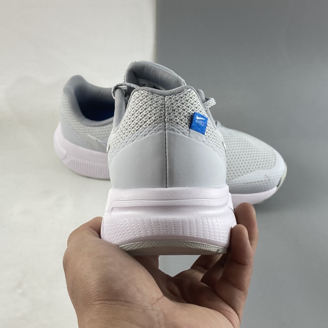 P170 Nike Zoom Span 4 缓震网面透气运动跑步鞋 DC8996-010