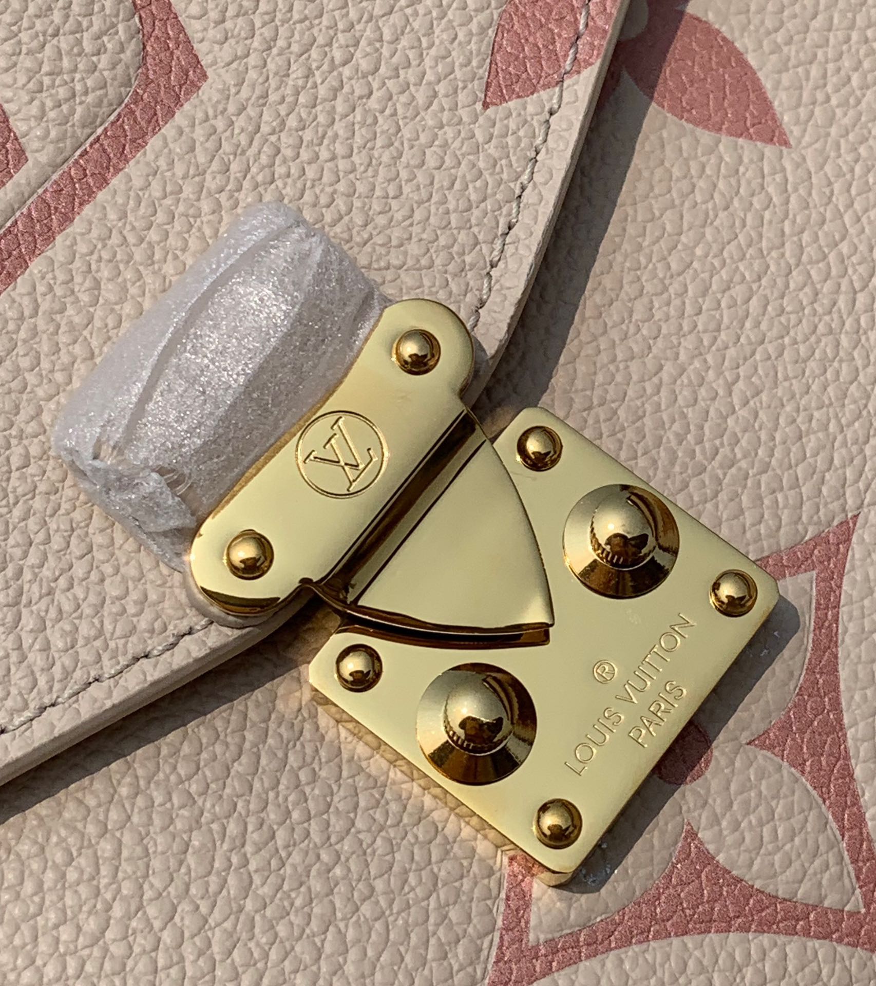 🌼 m45773尺寸25×19×7cmLv全新配色，带给你不同的风格，🌼POCHETTE MÉTIS 邮