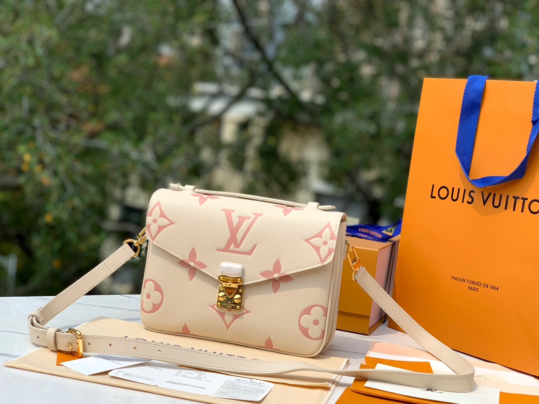 🌼 m45773尺寸25×19×7cmLv全新配色，带给你不同的风格，🌼POCHETTE MÉTIS 邮