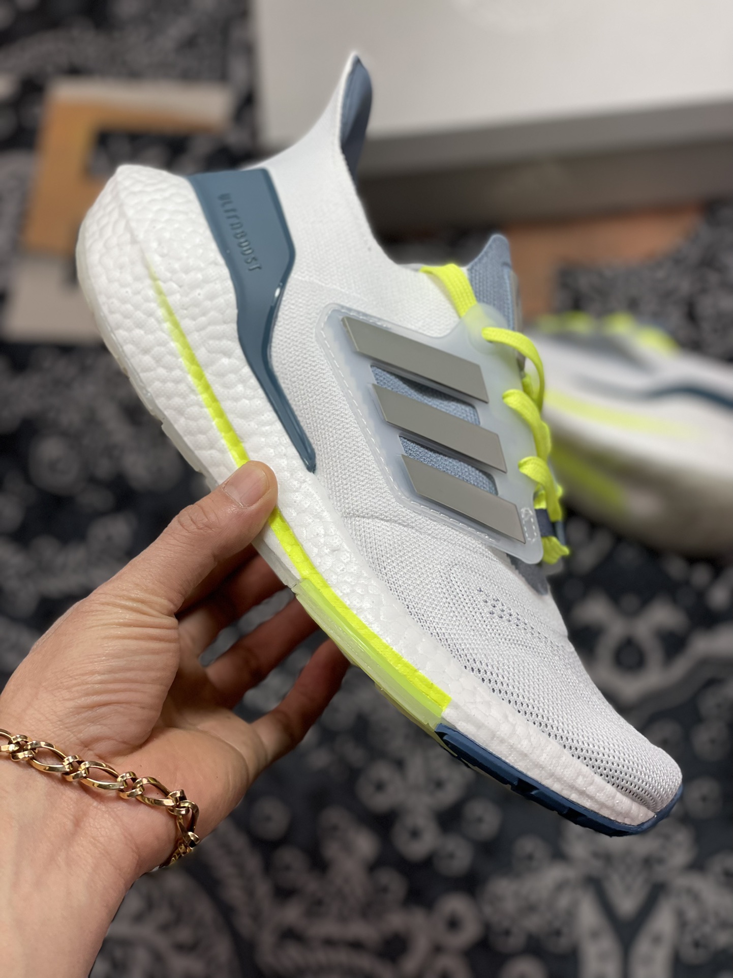 Adidas Pure Boost 2022”Yellow White Blue” 22 version pure series low-top jogging shoes GX5912