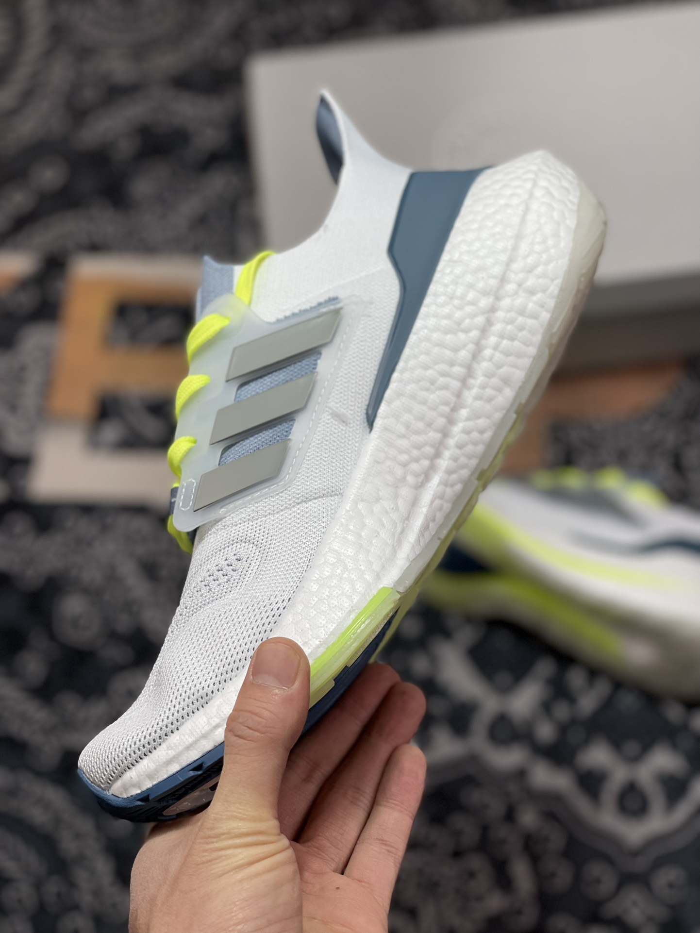 Adidas Pure Boost 2022”Yellow White Blue” 22 version pure series low-top jogging shoes GX5912