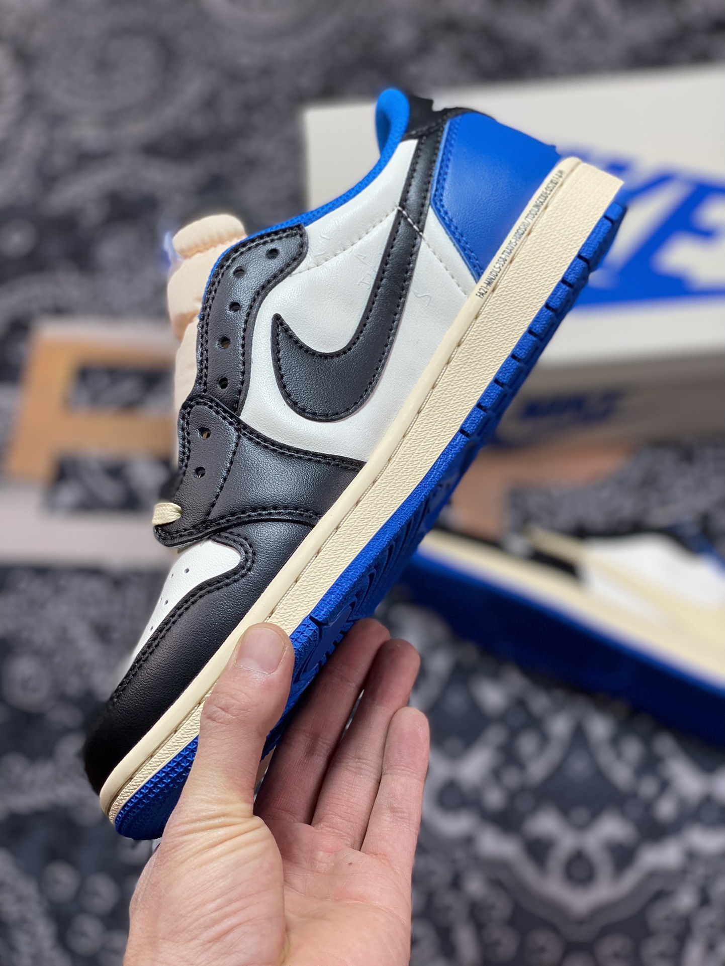280  Travis Scott x Fragment x Air Jordan AJ1 Low OG SP 三方联名闪电倒钩低帮 DM7866-140