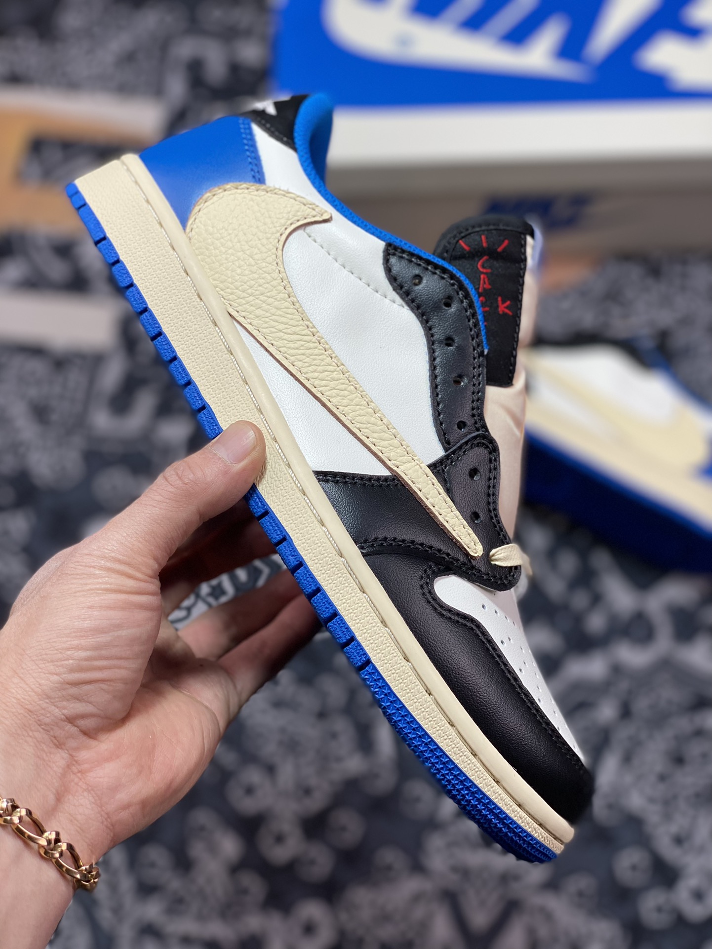 280  Travis Scott x Fragment x Air Jordan AJ1 Low OG SP 三方联名闪电倒钩低帮 DM7866-140