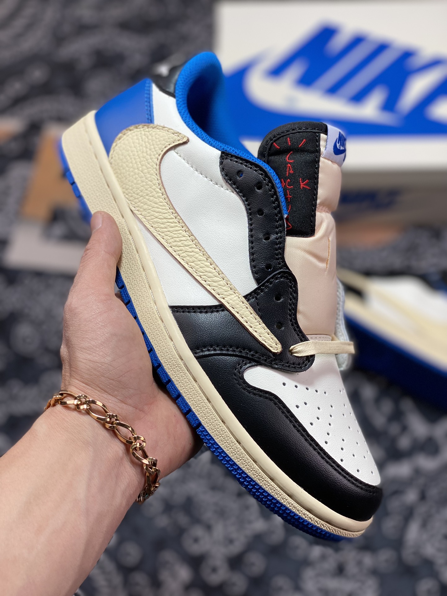 280  Travis Scott x Fragment x Air Jordan AJ1 Low OG SP 三方联名闪电倒钩低帮 DM7866-140