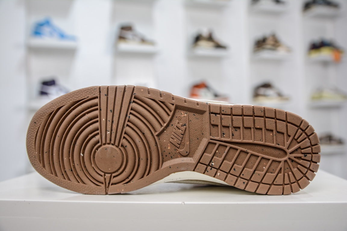 280 Nike SB Dunk Low SE 小熊饼干 棕白 双勾Swoosh DO9457-100