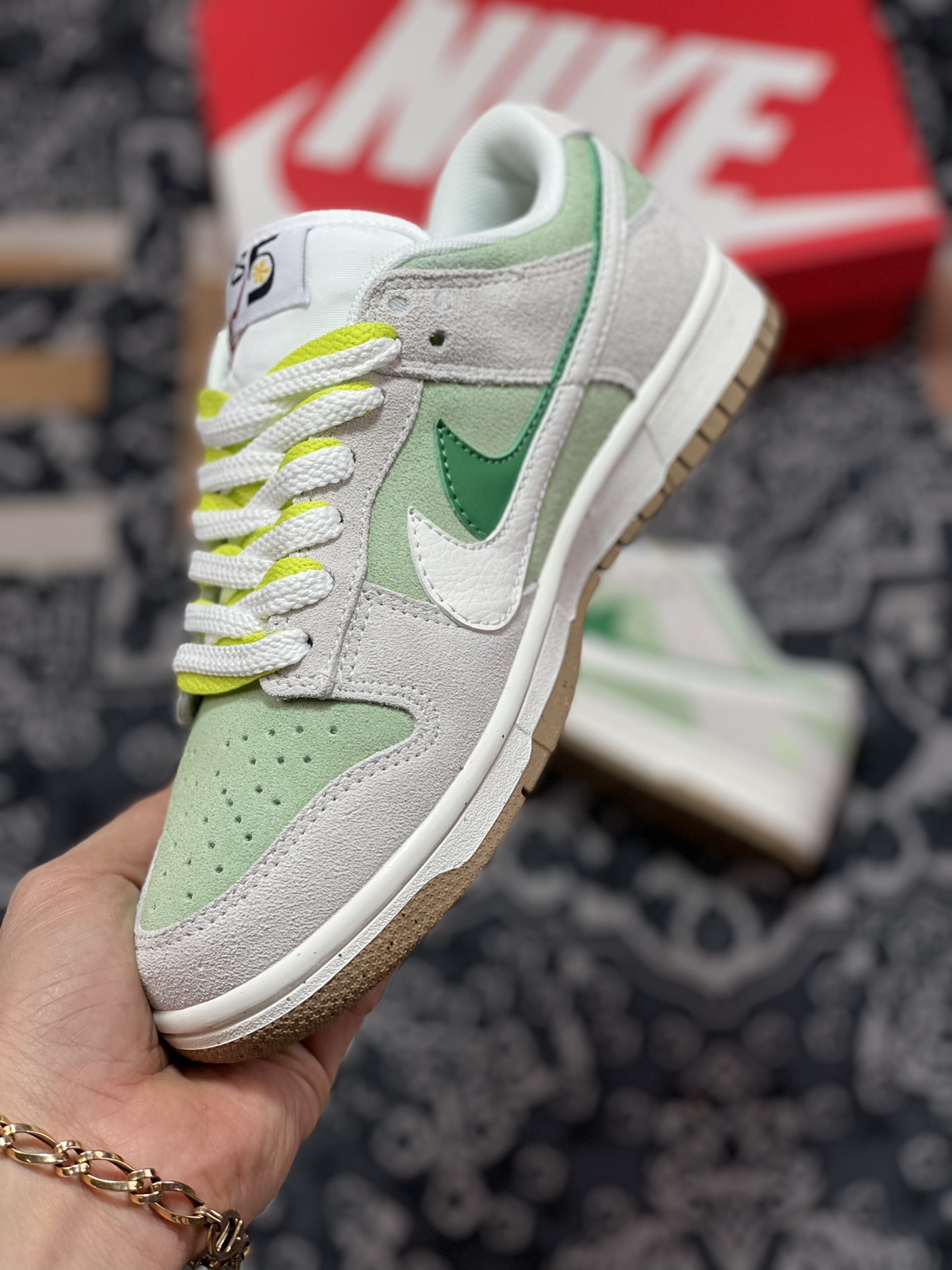 200 Nike Dunk Low SE “85” 白绿双勾四叶草 DO9457-100