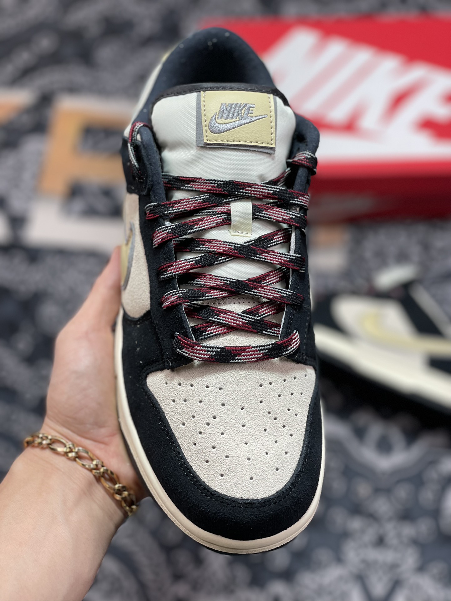 260  Nike Dunk Low ”Black Suede” 椰奶黑熊猫 DV3054-001