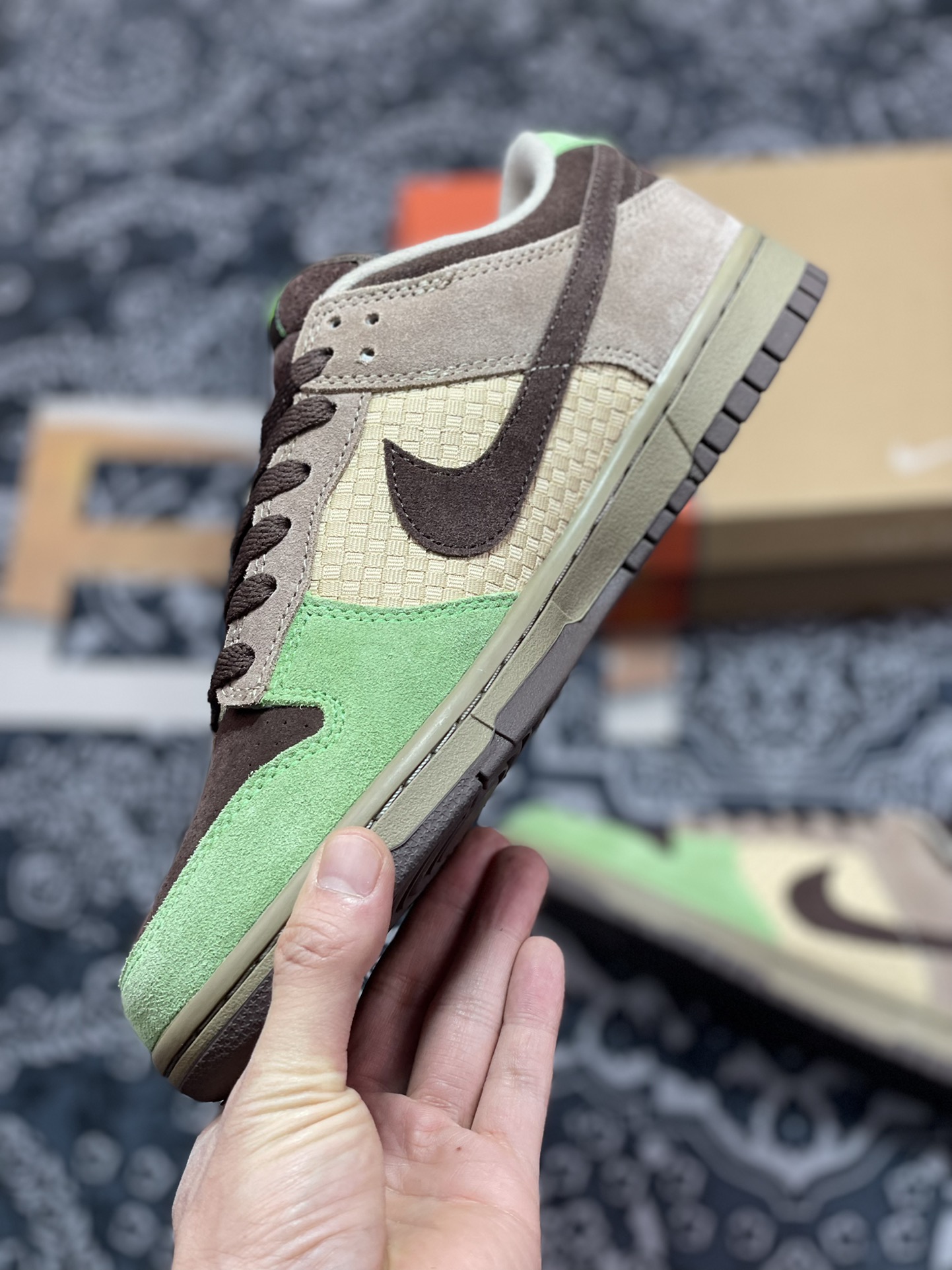 260  Kickshawaii x Nike SB Dunk Low”Aloha”扣篮系列低帮休板鞋“夏威夷绿棕卡其”310661-221