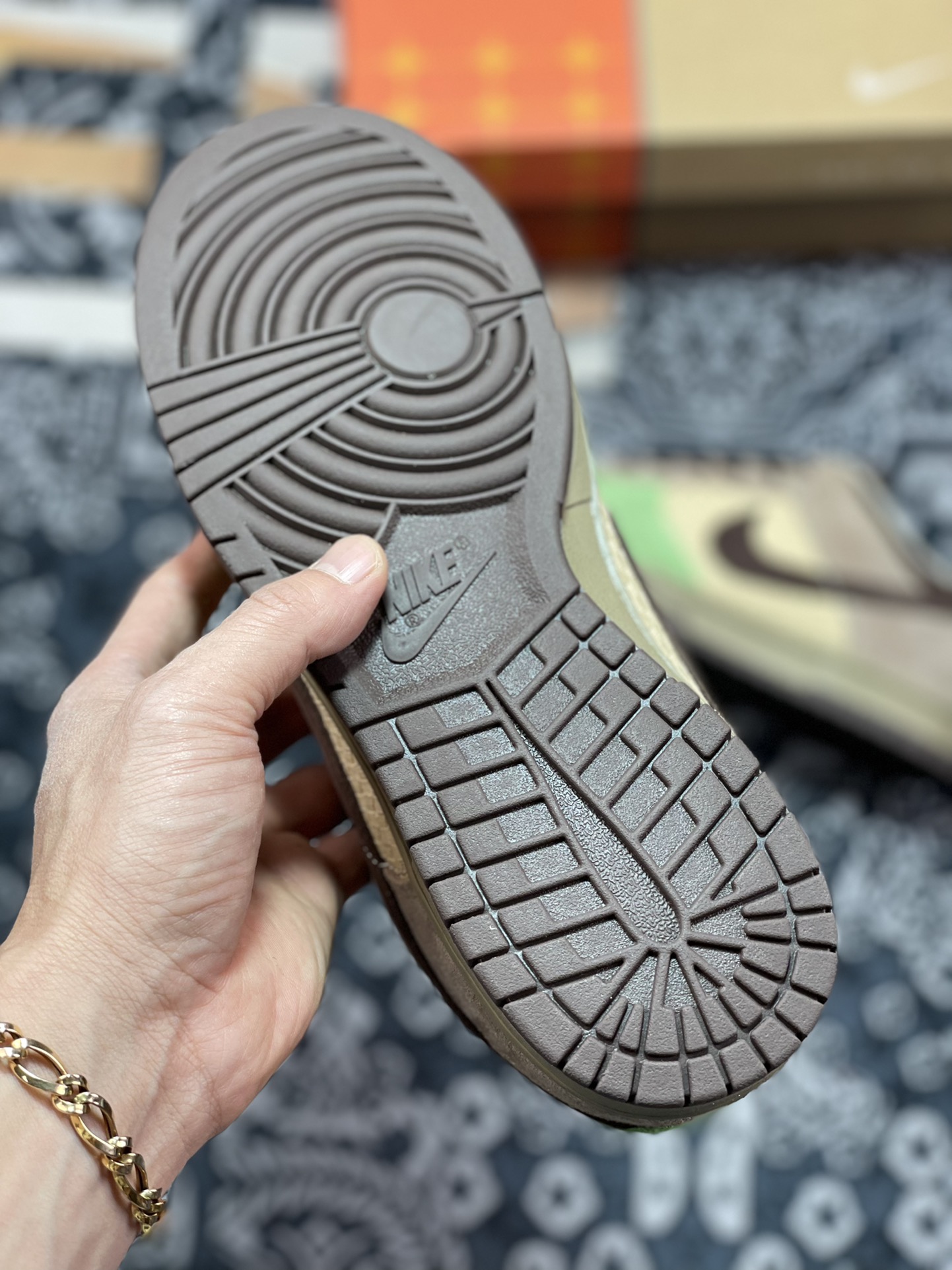 260  Kickshawaii x Nike SB Dunk Low”Aloha”扣篮系列低帮休板鞋“夏威夷绿棕卡其”310661-221