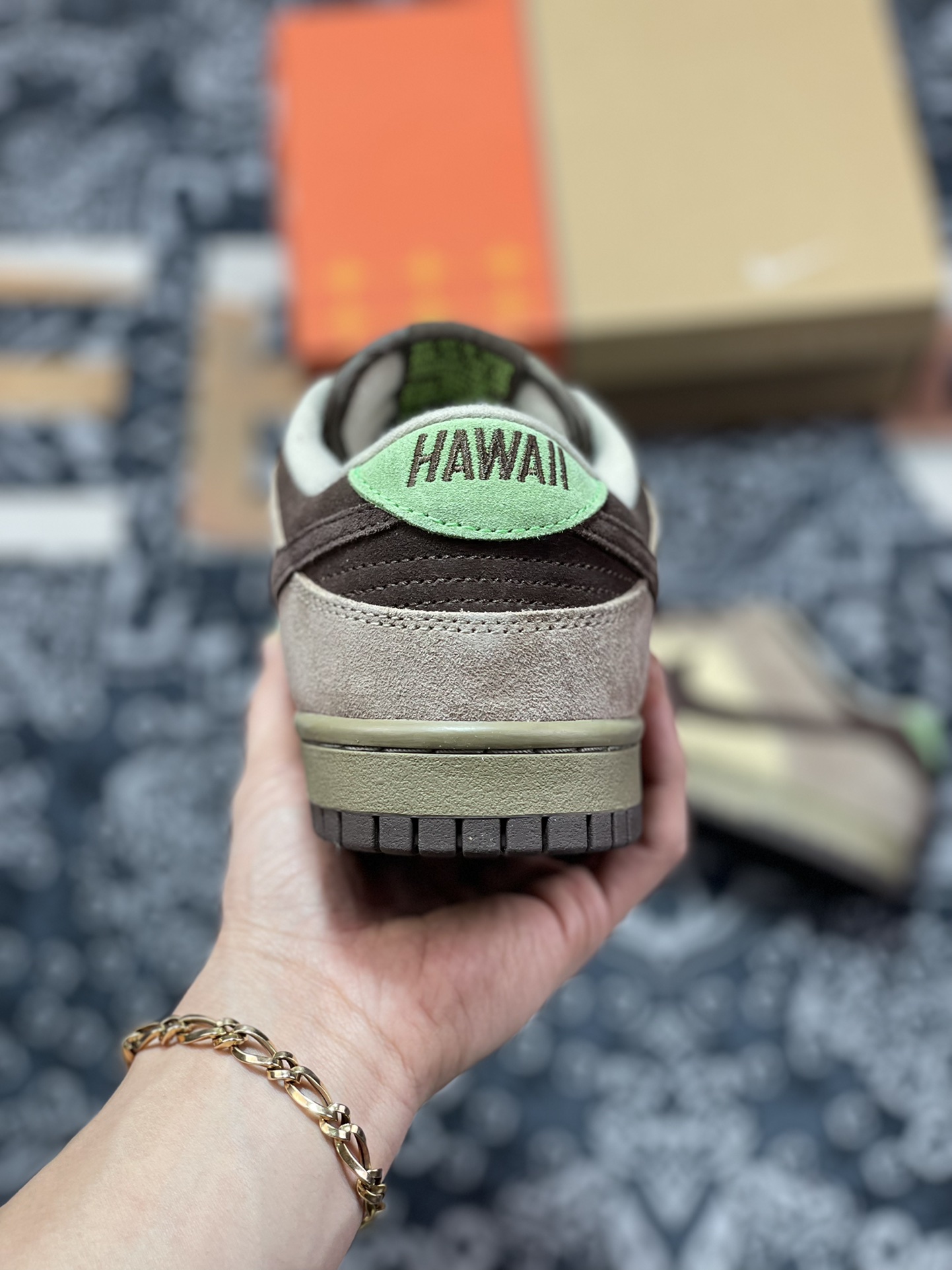 260  Kickshawaii x Nike SB Dunk Low”Aloha”扣篮系列低帮休板鞋“夏威夷绿棕卡其”310661-221