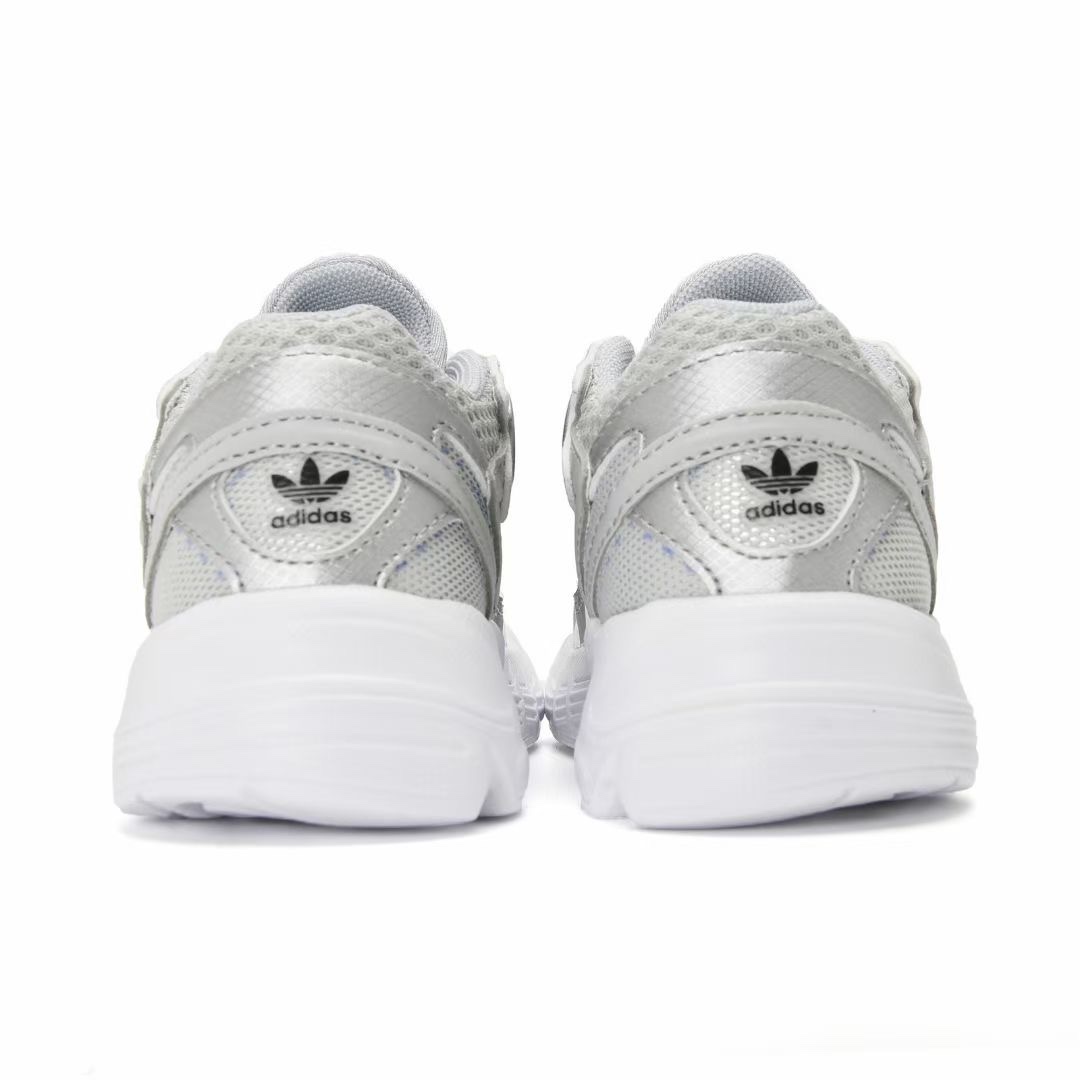 图片[4]-福利特Adidas 三叶草2023儿童运动鞋经典实拍👏三叶草经典儿童跑鞋 尺码：26-37-选品中心