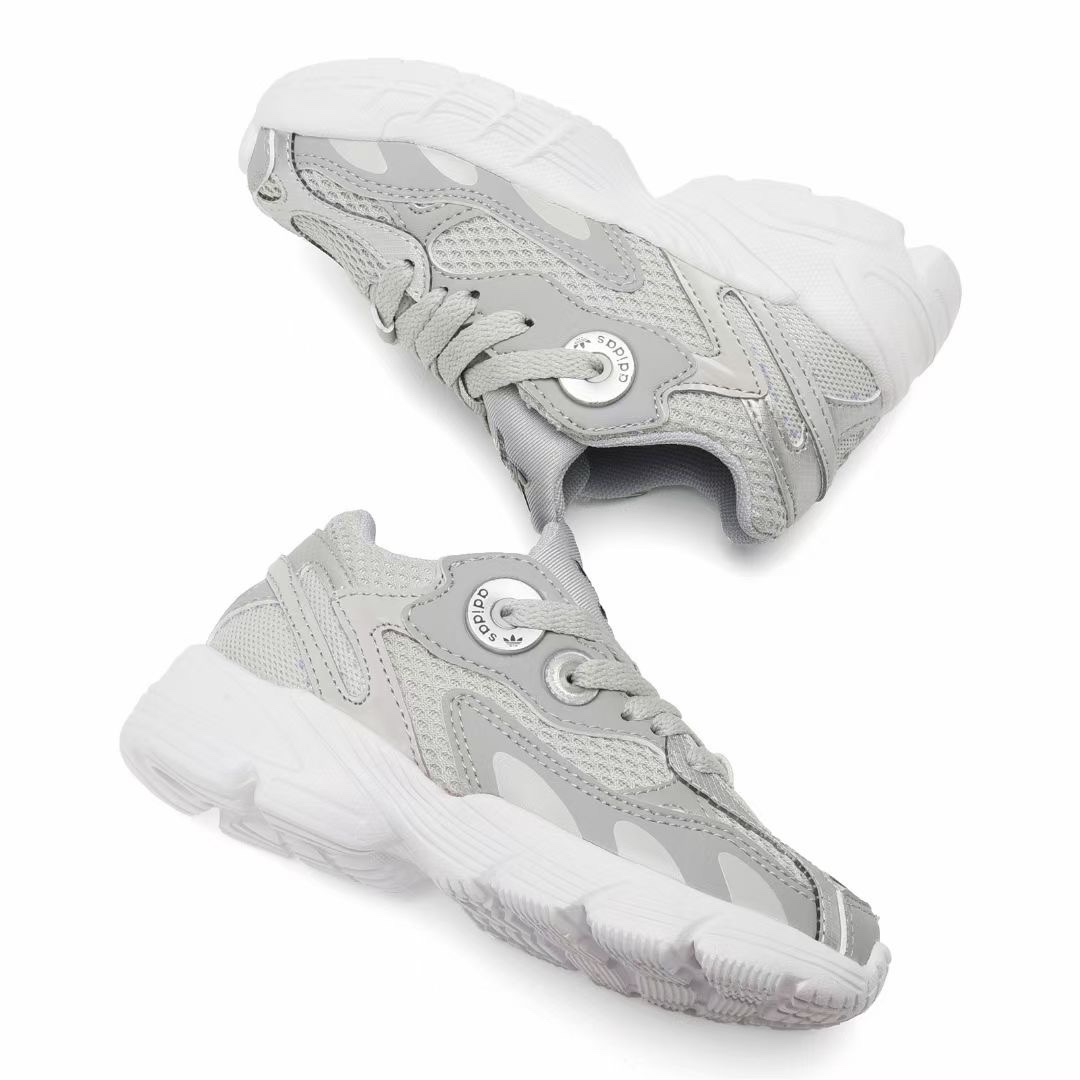 图片[7]-福利特Adidas 三叶草2023儿童运动鞋经典实拍👏三叶草经典儿童跑鞋 尺码：26-37-选品中心