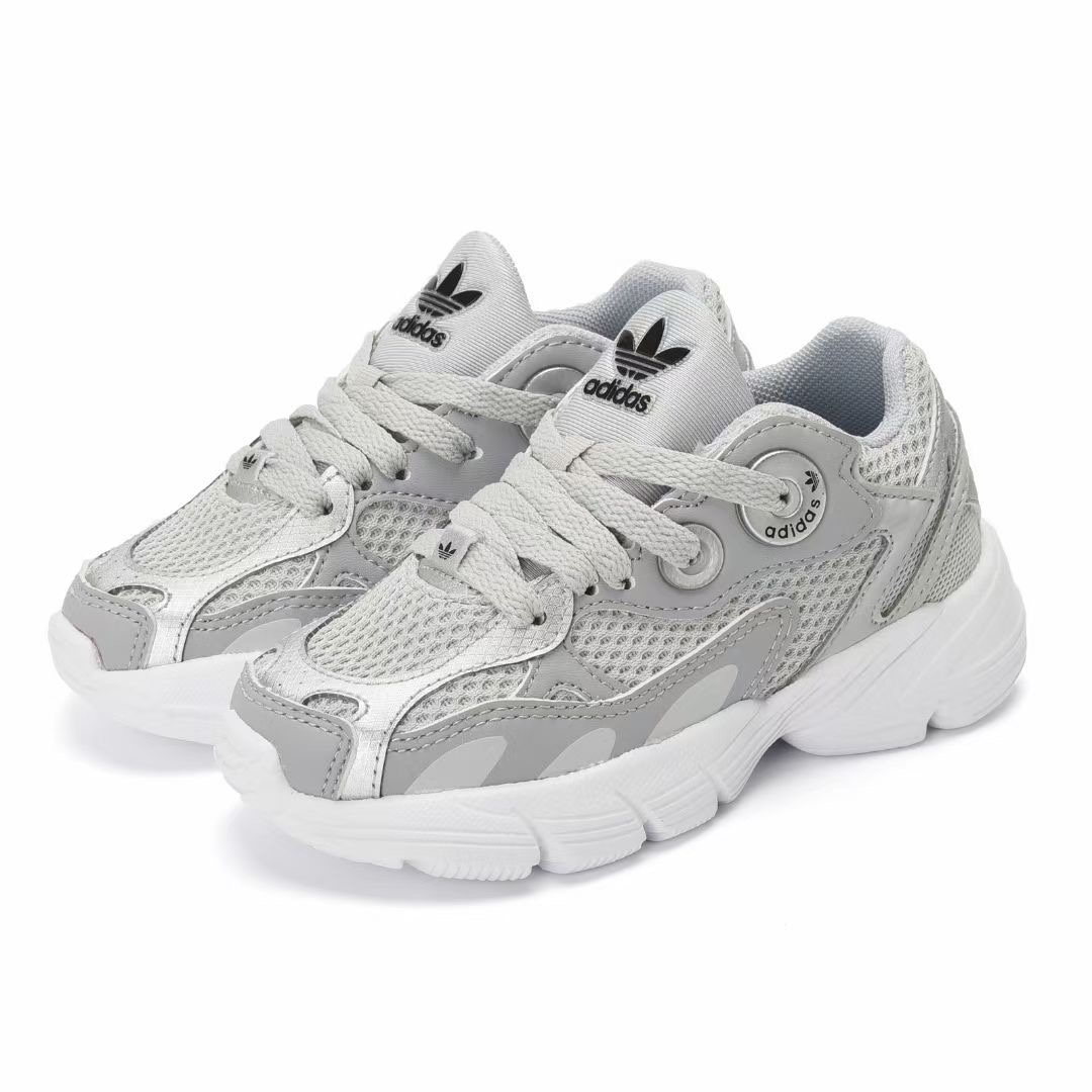 图片[6]-福利特Adidas 三叶草2023儿童运动鞋经典实拍👏三叶草经典儿童跑鞋 尺码：26-37-选品中心