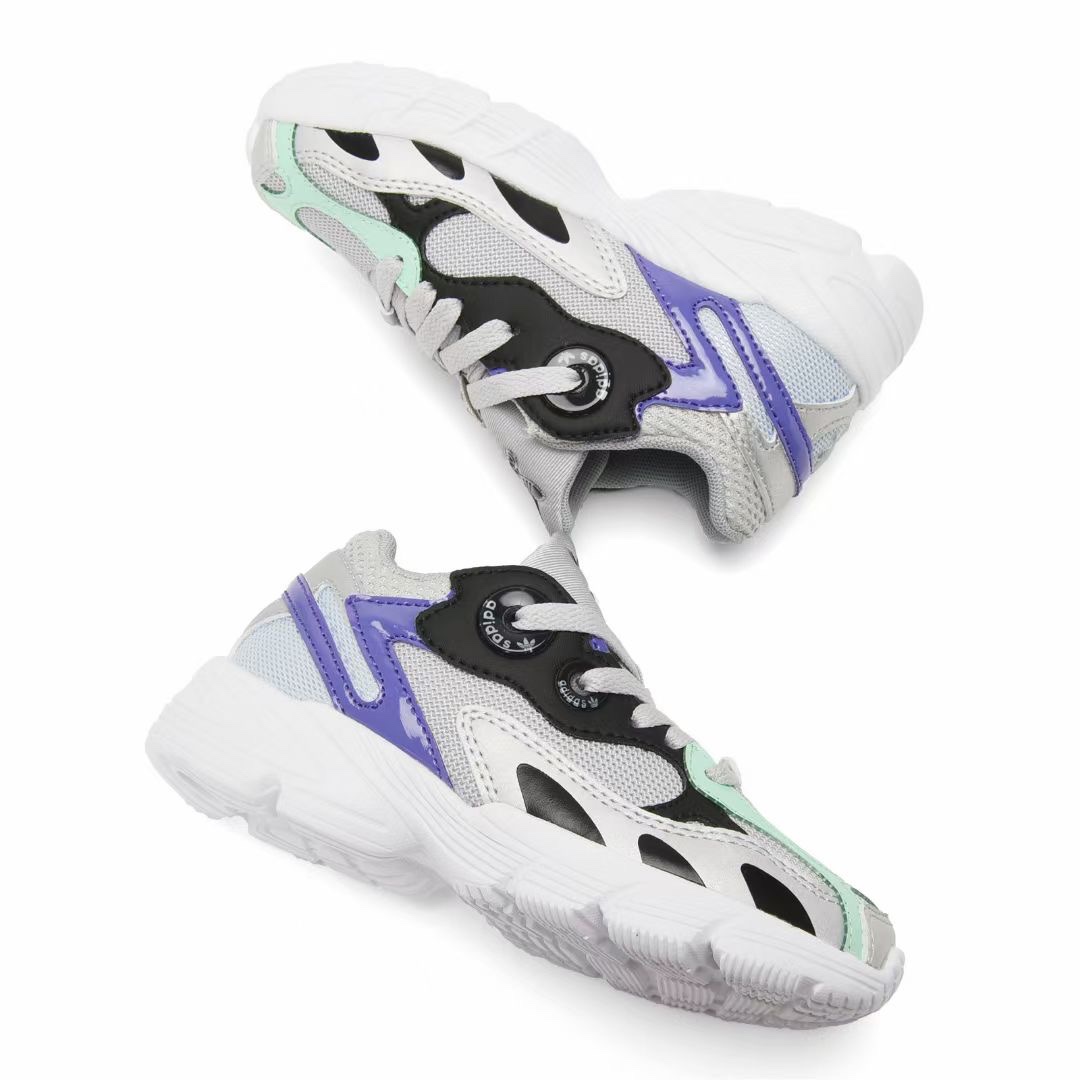 图片[7]-福利特Adidas 三叶草2023儿童运动鞋经典实拍👏三叶草经典儿童跑鞋 尺码：26-37-选品中心