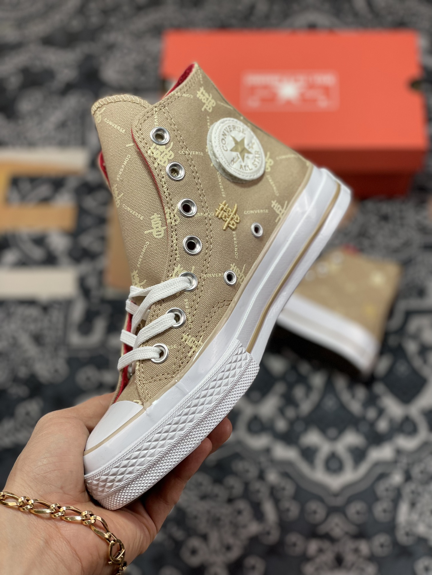 Converse Chuck 70s 2023 Xile A05275C Golden Rabbit Xile A05274C