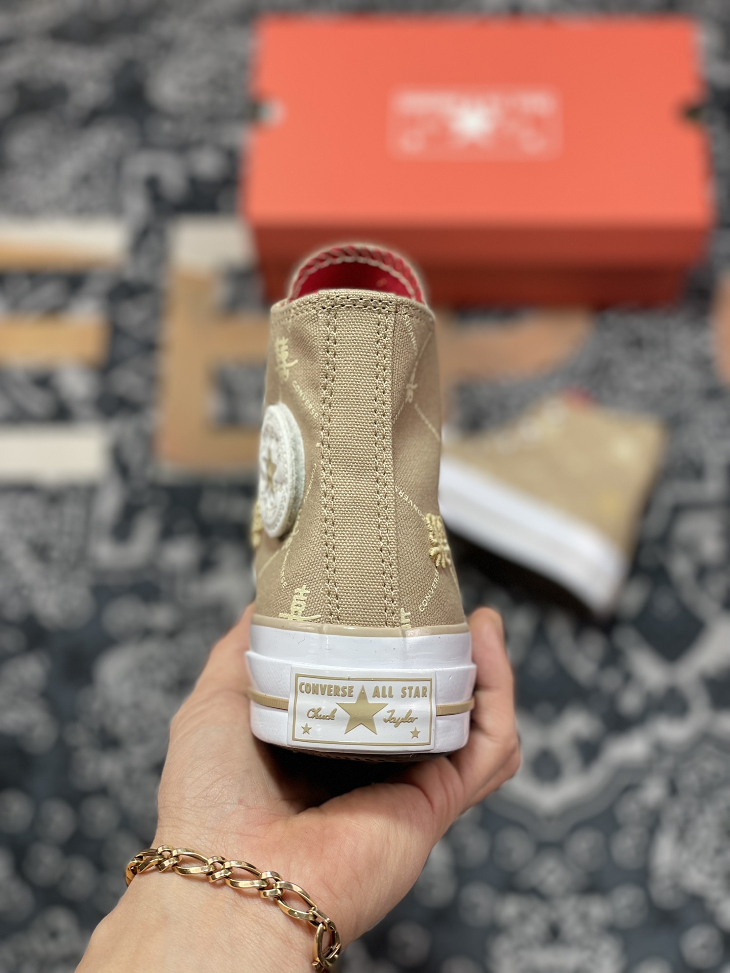 Converse Chuck 70s 2023 Xile A05275C Golden Rabbit Xile A05274C