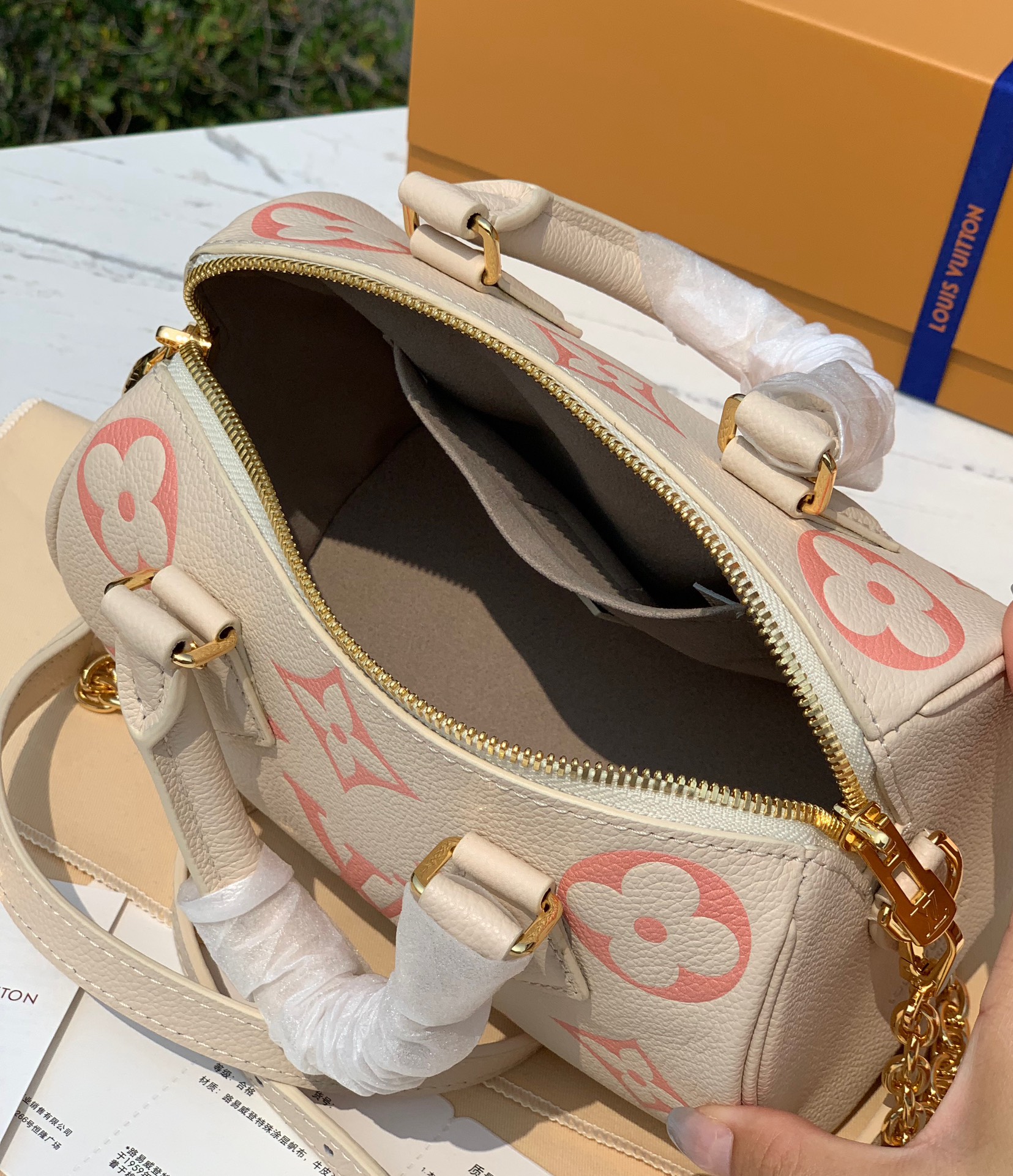 🌼 m46397尺寸 20.5×13.5×13cmLv 23年爆款草莓牛奶色的s🌼Peedy 20 枕头