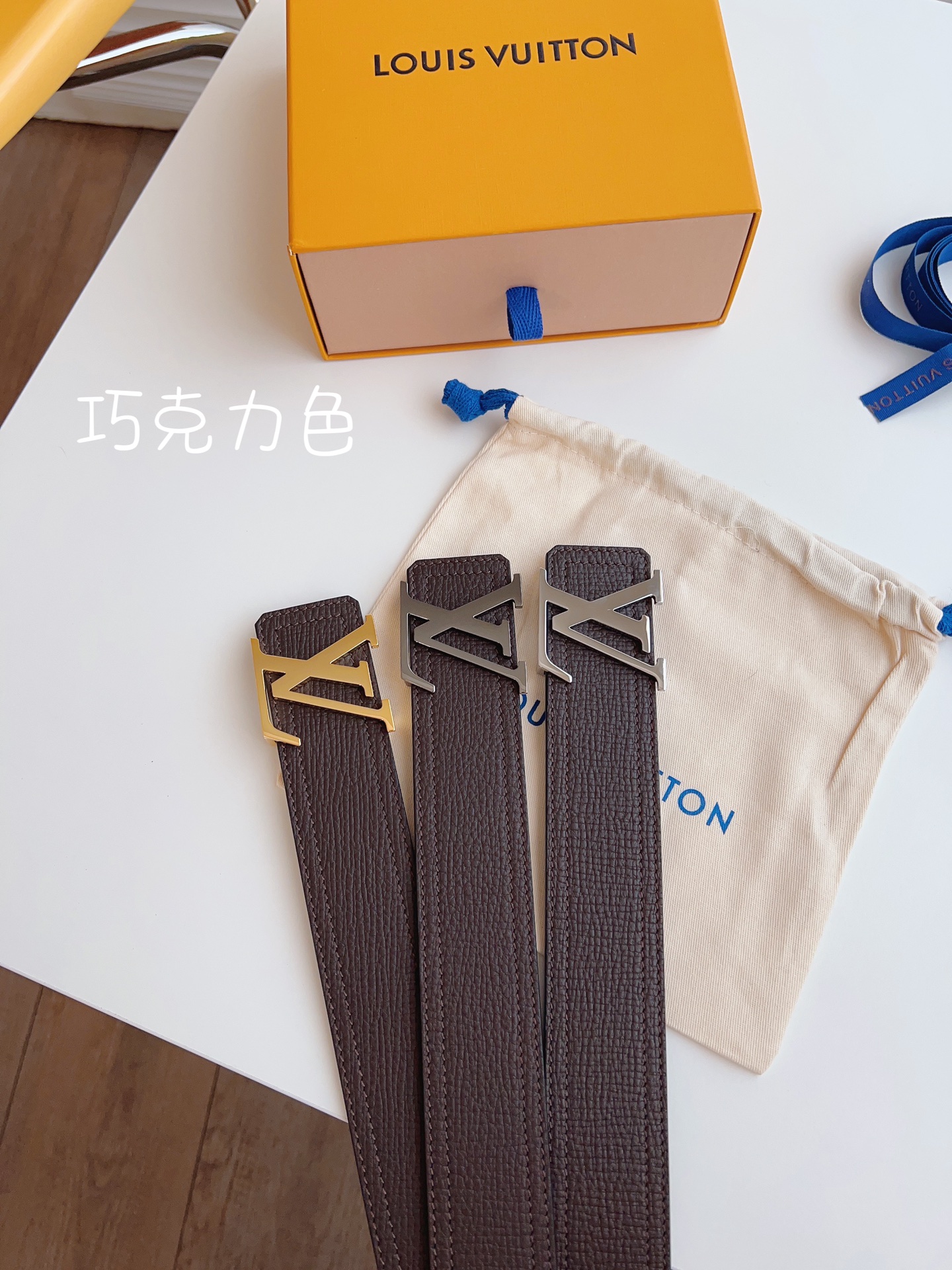 LV.路易威登高版本 全套包装 40mm宽度 正品一体铸造五金珍珠钢扣，原厂皮料 双面原厂定制牛皮面料