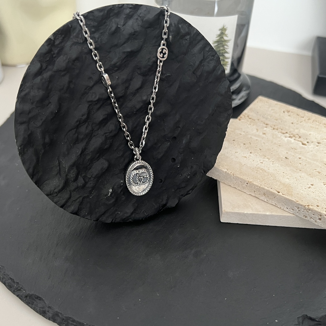 NO:101601,Gucci 925 sterling silver double G pendant buckle old necklace size 70cm, Gucci necklace, gucci, gucci, necklace, pure silver19860909Gucci古驰925纯银双G吊坠搭扣做旧项链 尺寸70cm,古驰项链,gucci,gucci,necklace,pure silver,Jewelry