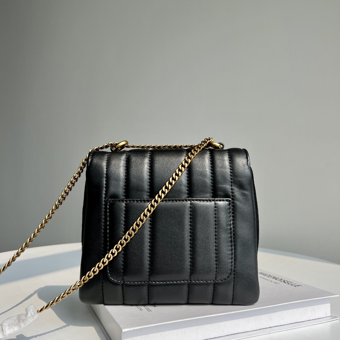 Tory Burch ～TORY BURCH 汤丽柏琦