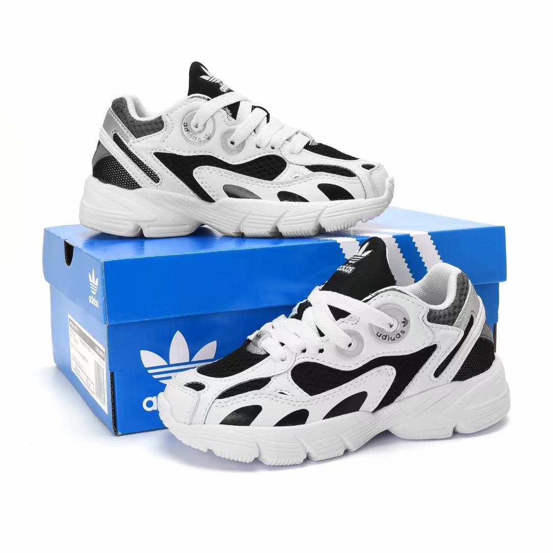 图片[9]-福利特Adidas 三叶草2023儿童运动鞋经典实拍👏三叶草经典儿童跑鞋 尺码：26-37-选品中心