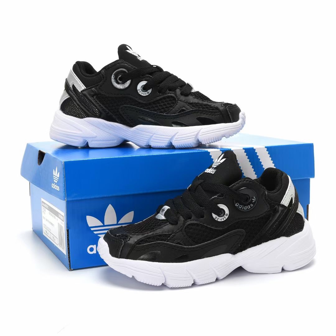 图片[9]-福利特Adidas 三叶草2023儿童运动鞋经典实拍👏三叶草经典儿童跑鞋 尺码：26-37-选品中心