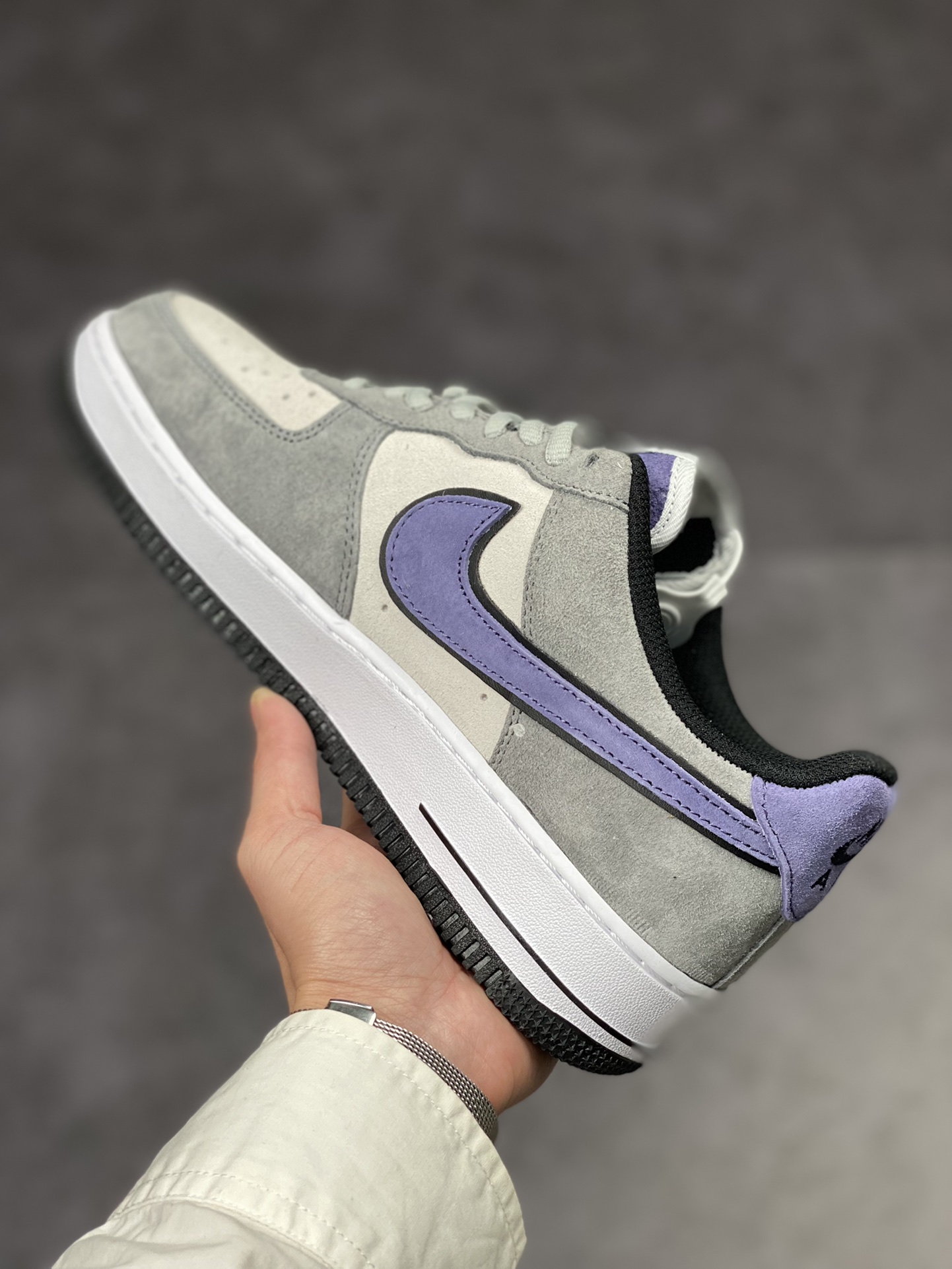 230 Nike Air Force 1 Low 07 麂皮灰紫 HH9636-056