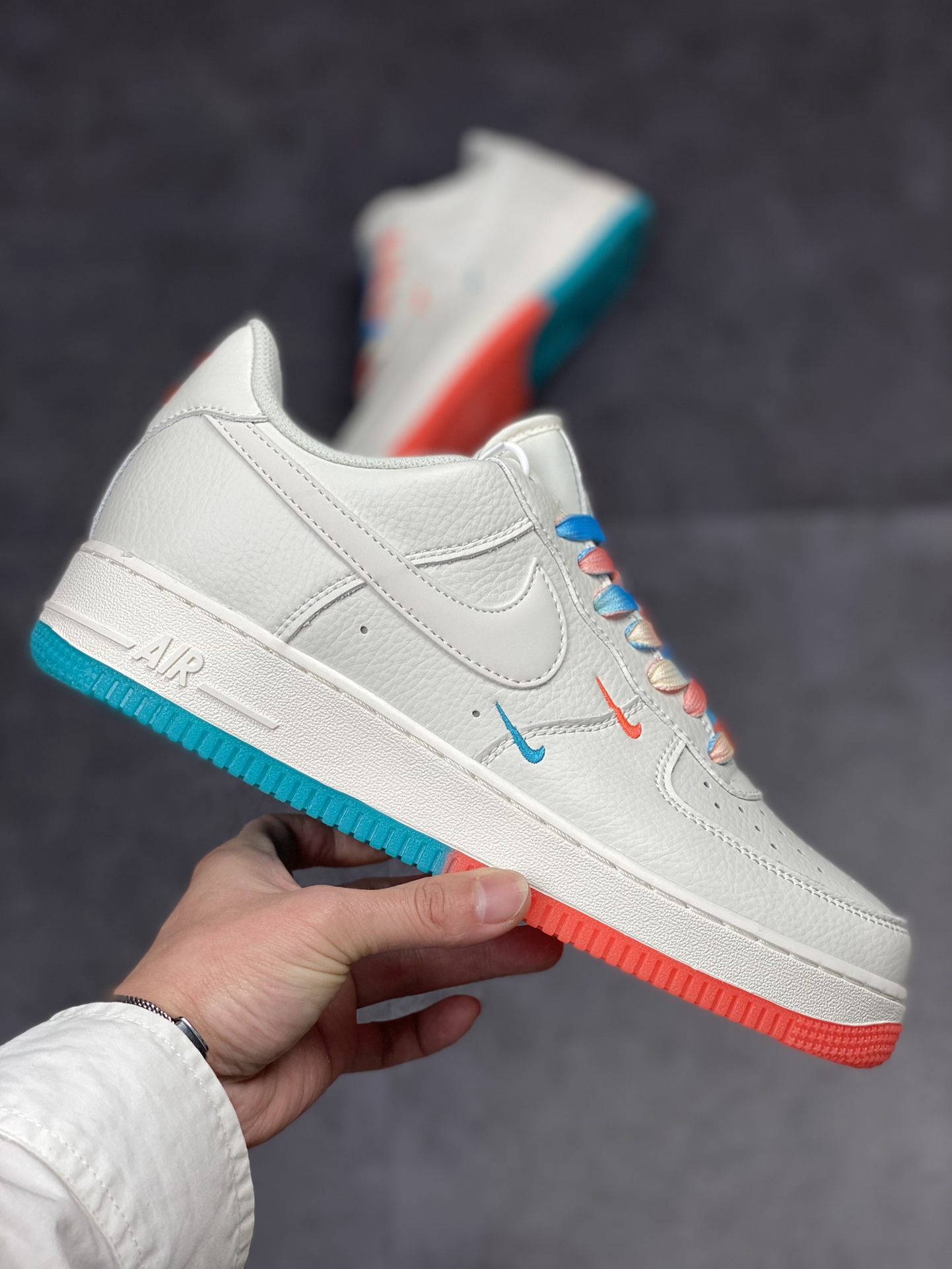 250 Nike Air Force 1 Low 07 串标橙蓝小钩 CT1989-103