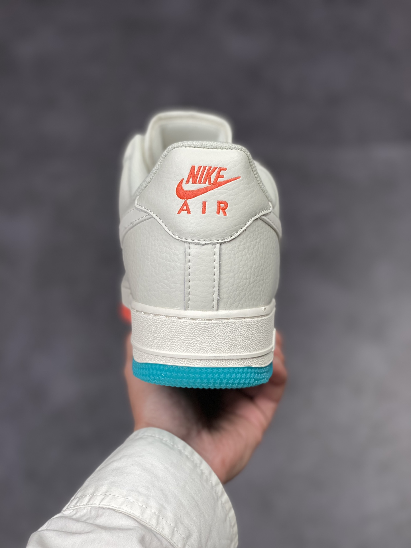 250 Nike Air Force 1 Low 07 串标橙蓝小钩 CT1989-103