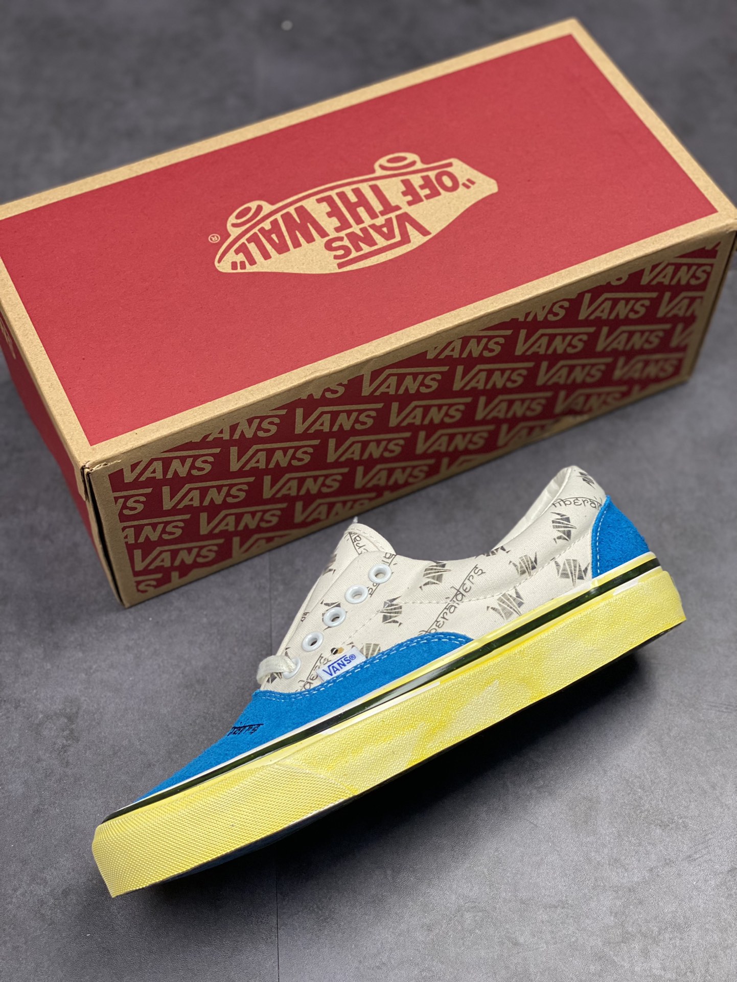 Vans Era 95 x Liberaide paper crane collaboration