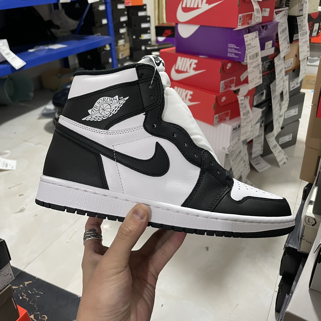 aj1高帮黑白 发货实拍