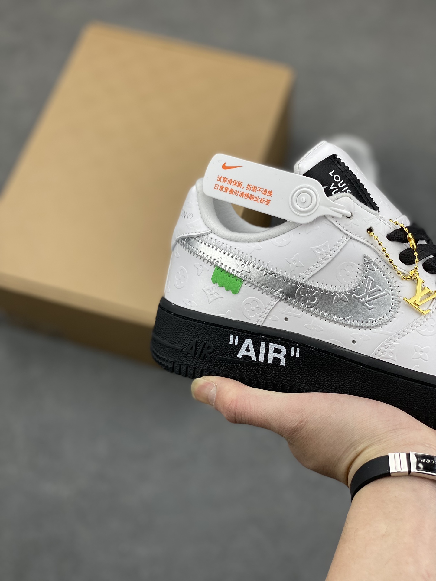Louis Vuitton x Air Force 1 Low White Monogram Sneakers Size 36-45 6 i1679009755 4454 4