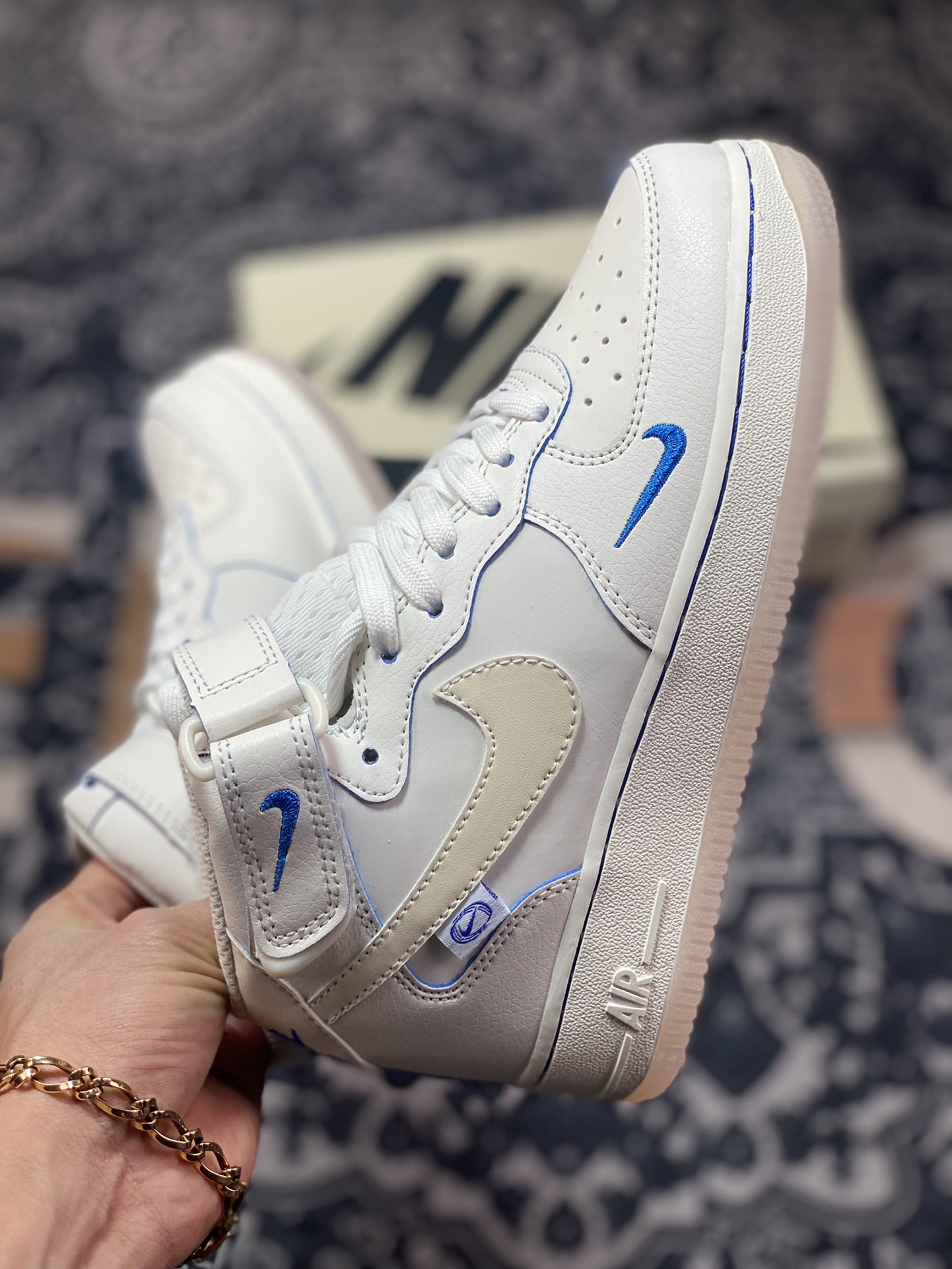 Nike Air Force 1 '07 Mid ”Sail White/Blue Mini Swoosh” Air Force 1 sneakers ”Leather Beige Royal Blue Mini Swoosh” FB1869-055