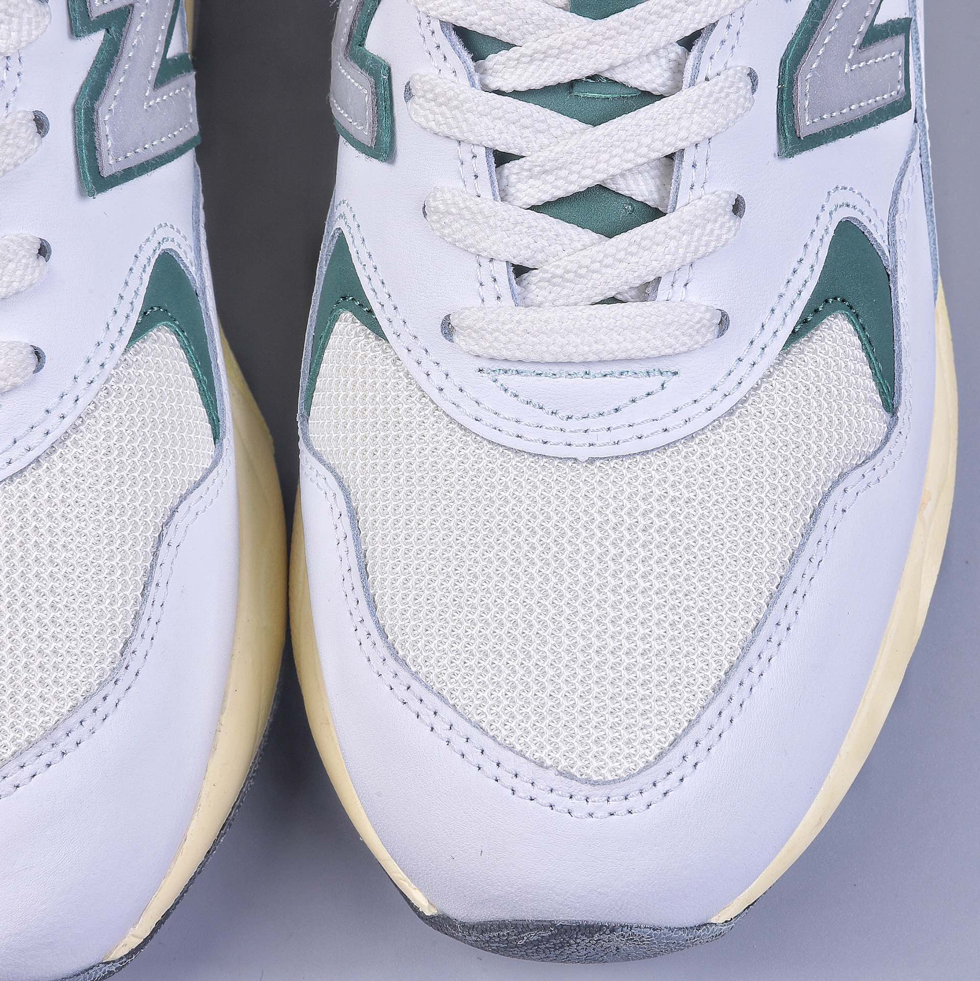 [Pure original version shipped in new colors] New Balance NB580 white green old yellow MT580RCAMG